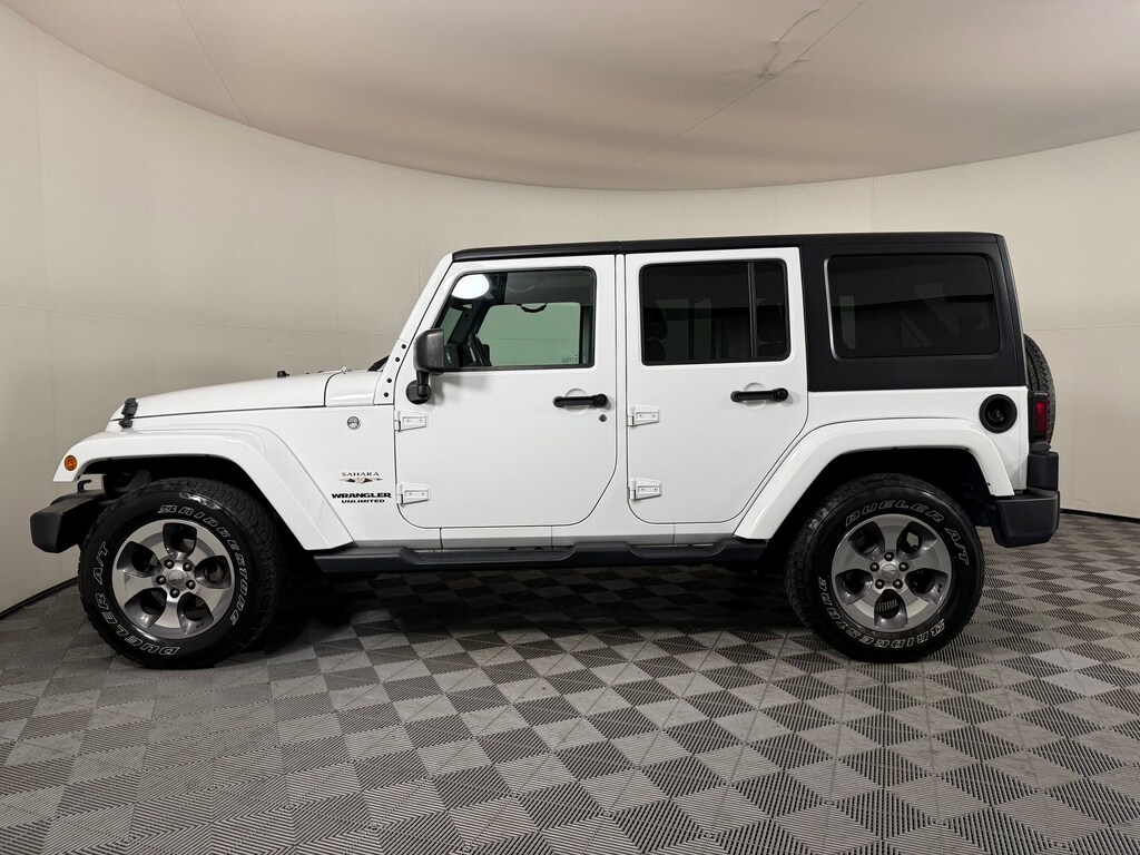 Used 2017 Jeep Wrangler Unlimited Sahara 4x4 SUV