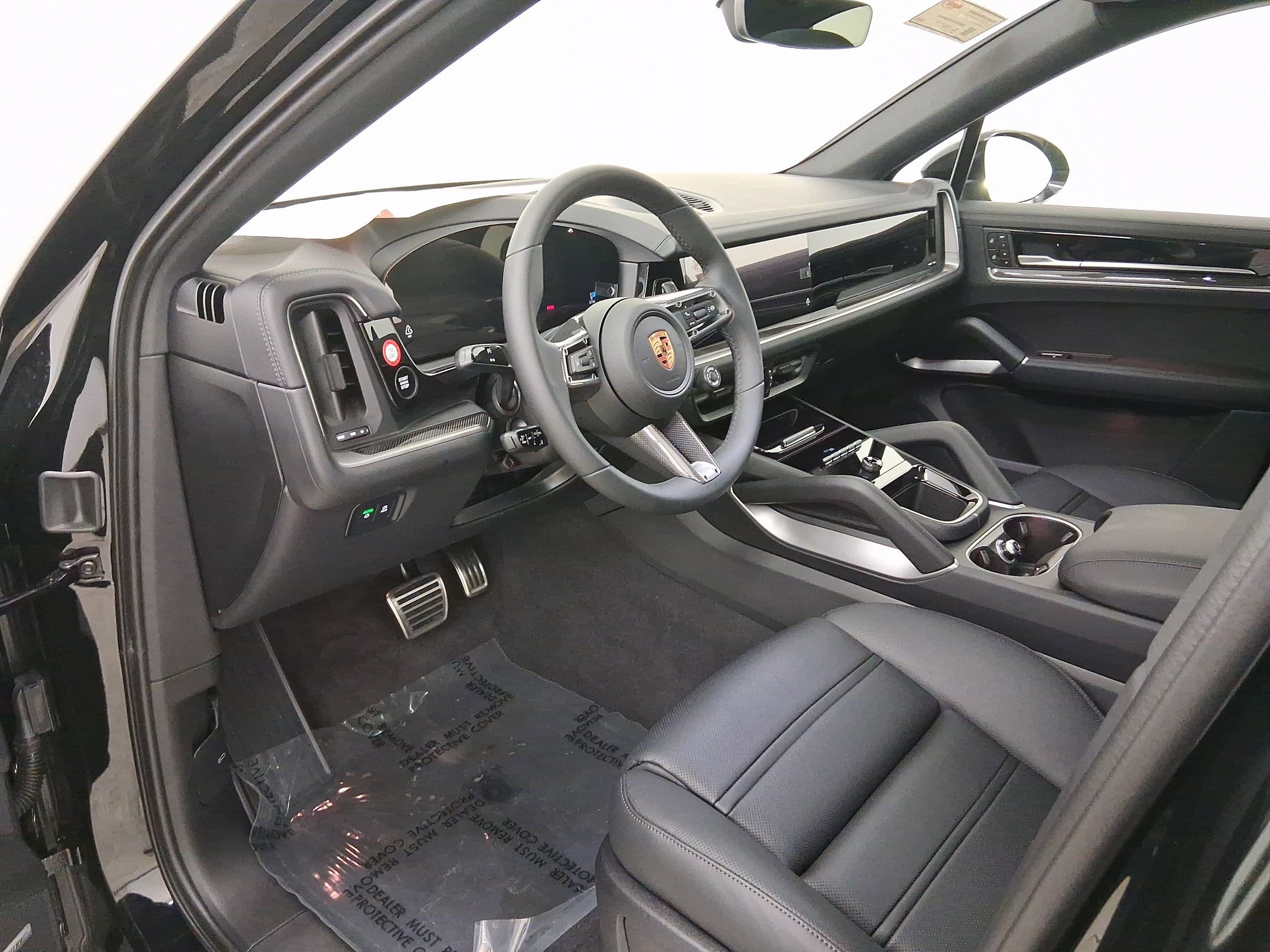 2026 Porsche Cayenne Coupe S photo 4
