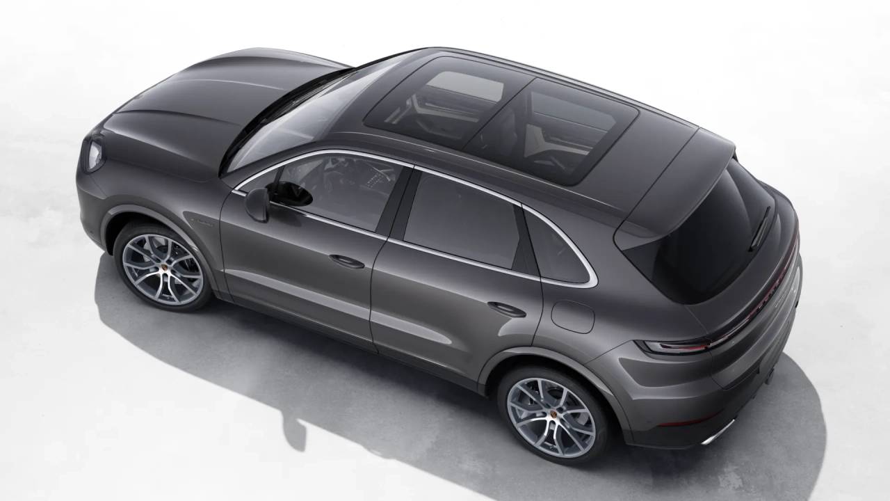 2026 Porsche Cayenne E-Hybrid photo 4