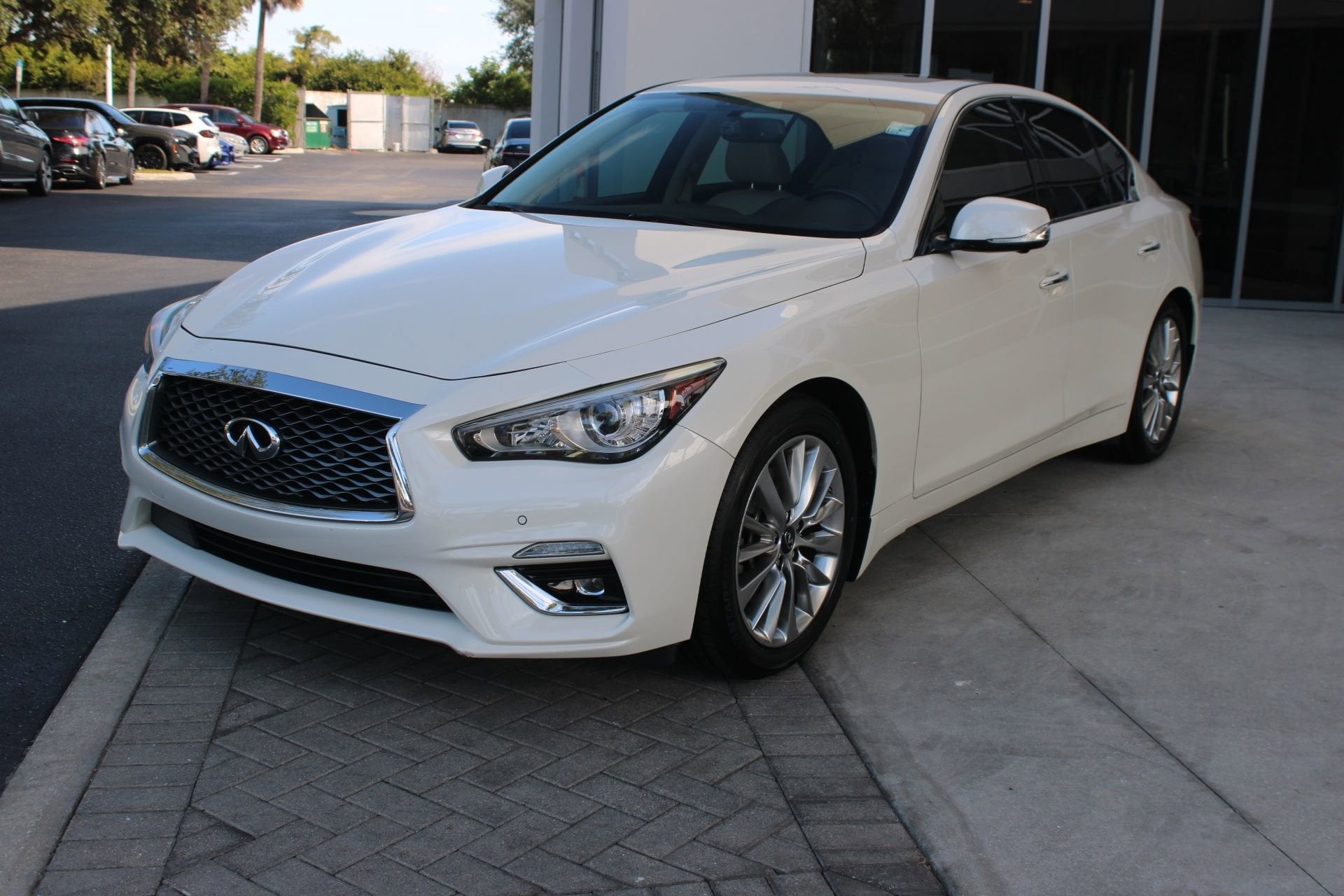 2021 INFINITI Q50 LUXE