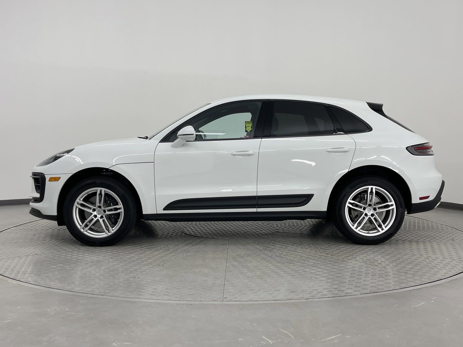 Certified 2024 Porsche Macan T with VIN WP1AA2A52RLB21534 for sale in Irondale, AL