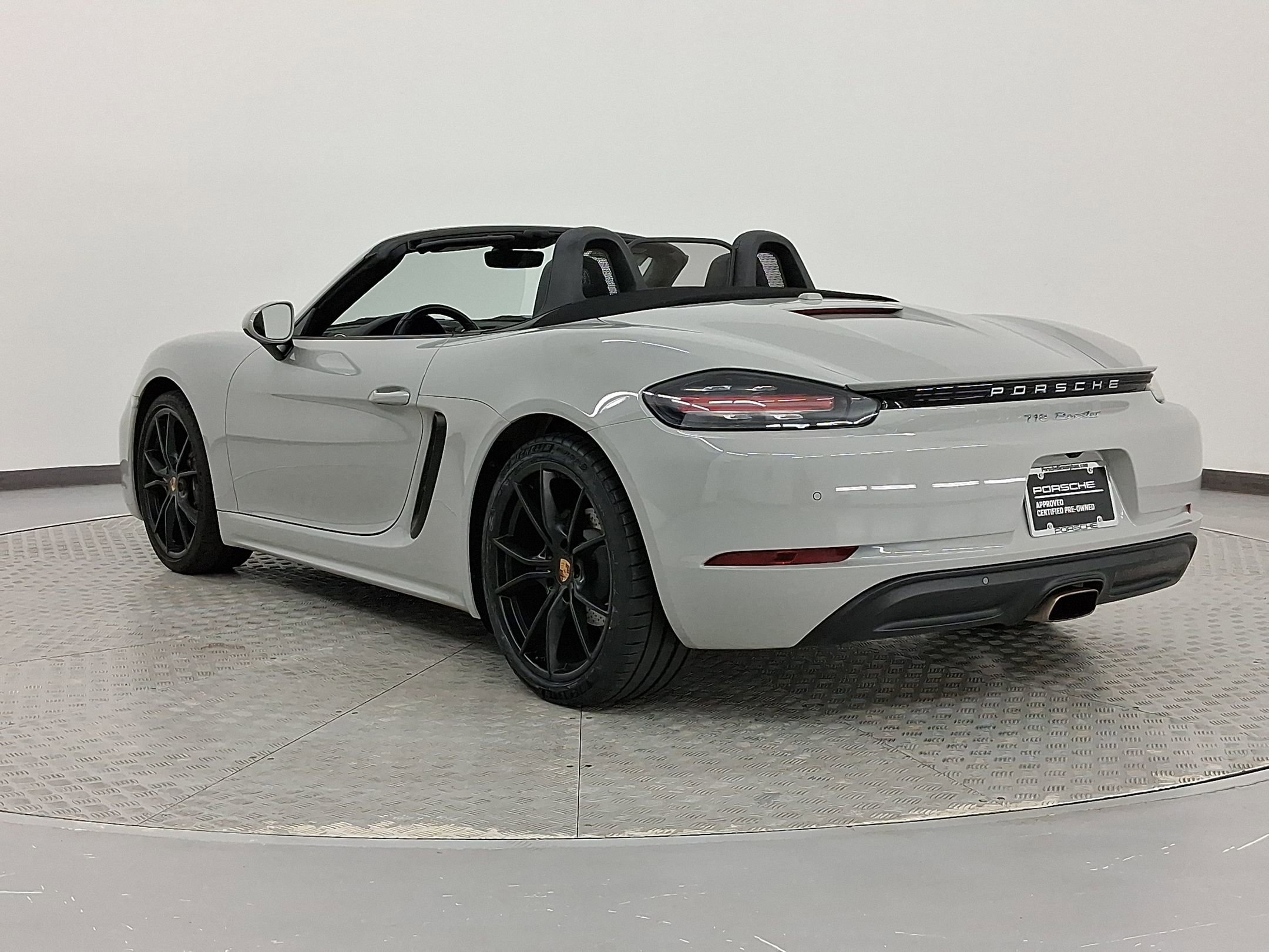 2019 Porsche Boxster photo 3