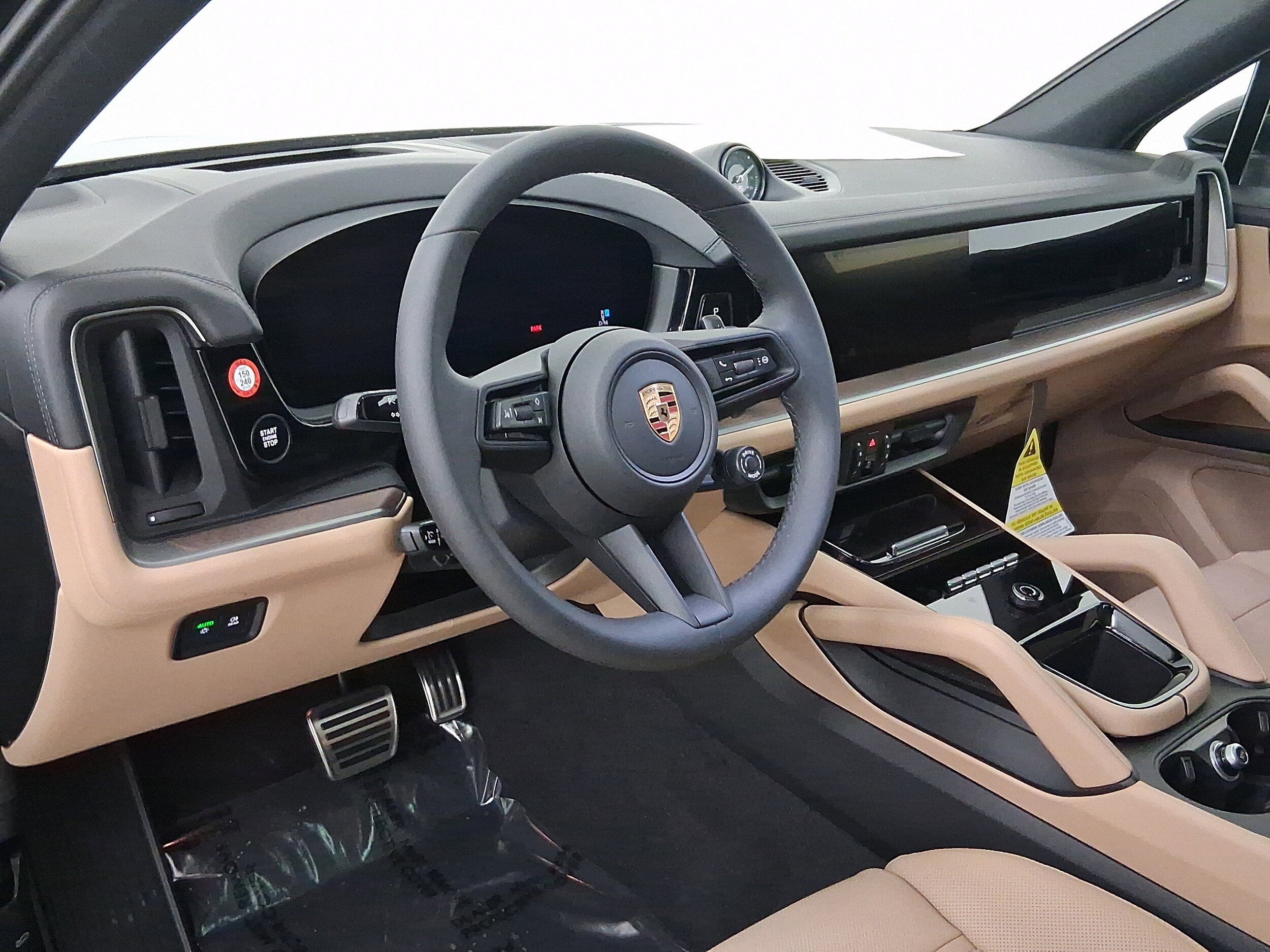 2025 Porsche Cayenne E-Hybrid S photo 4