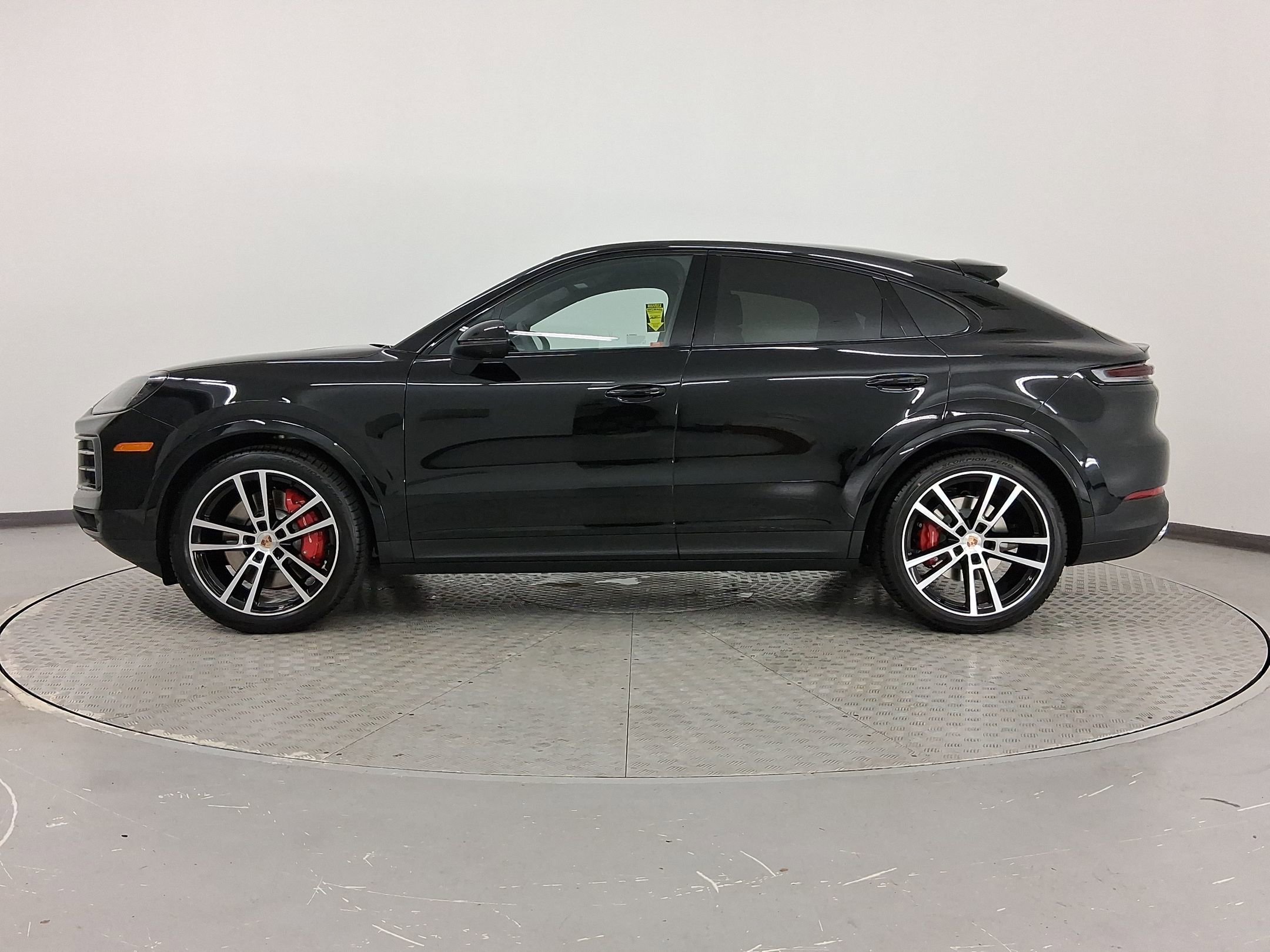 2026 Porsche Cayenne Coupe S photo 2