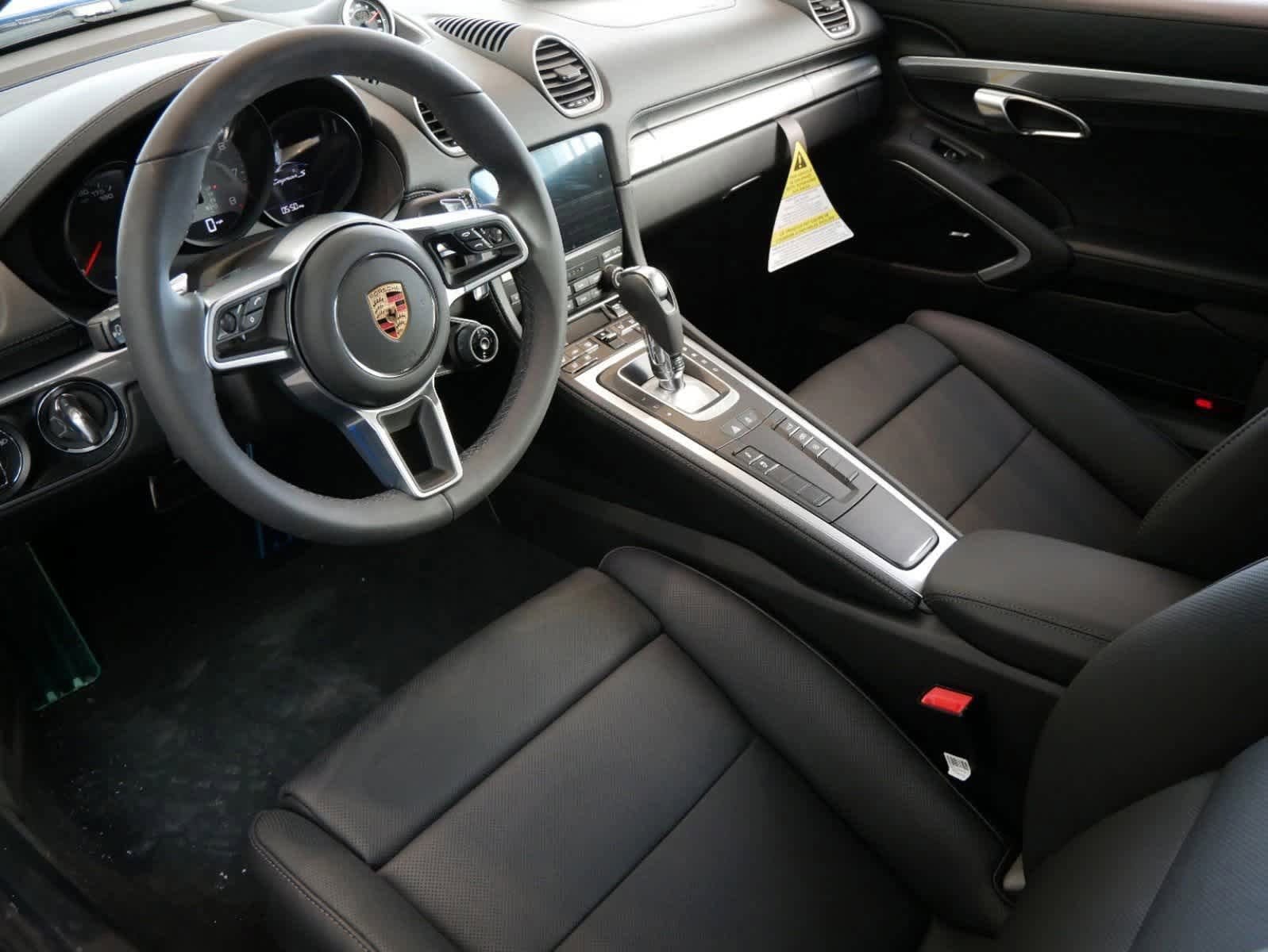 718 Cayman Coupe