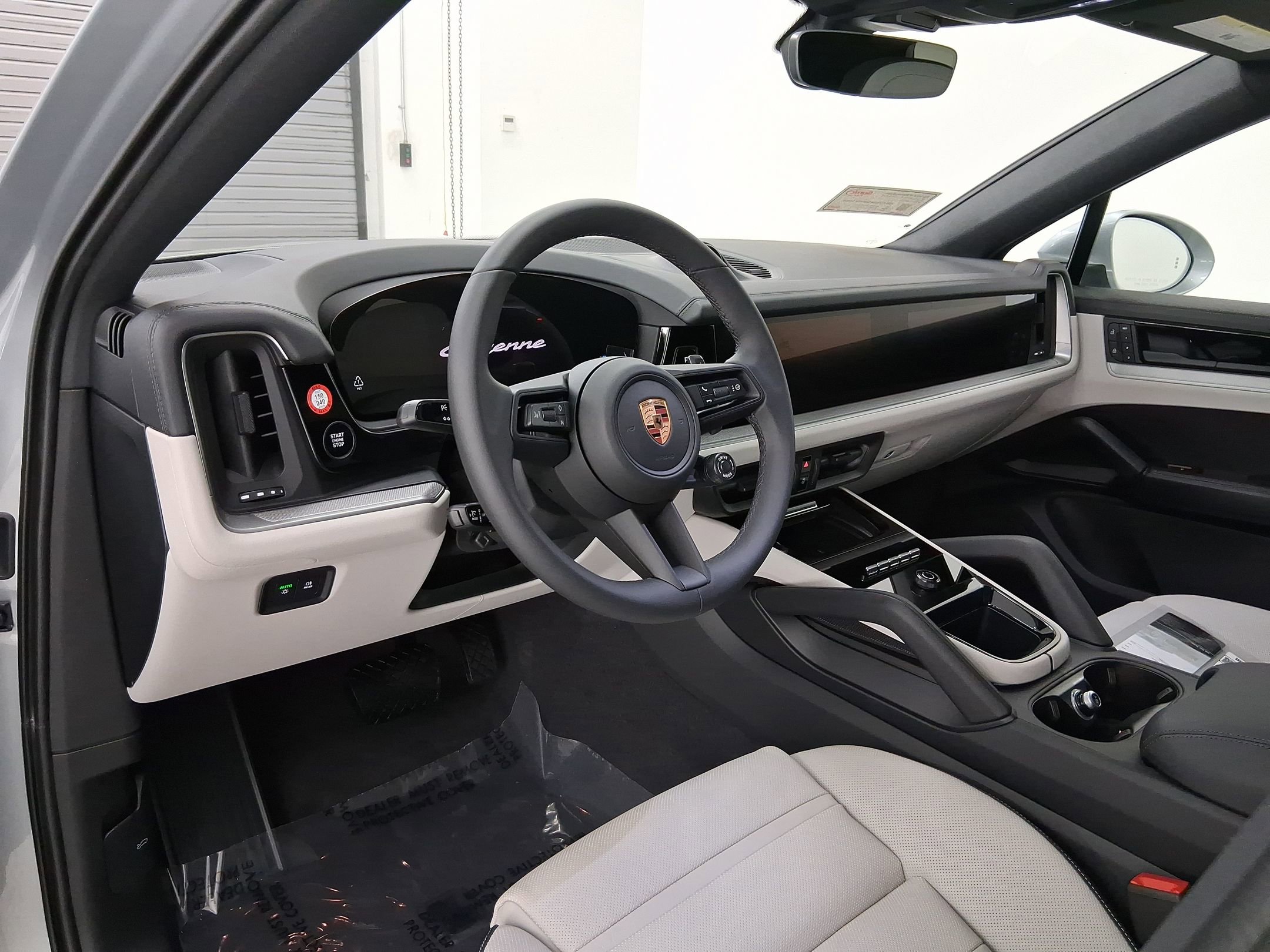 2026 Porsche Cayenne Coupe photo 3