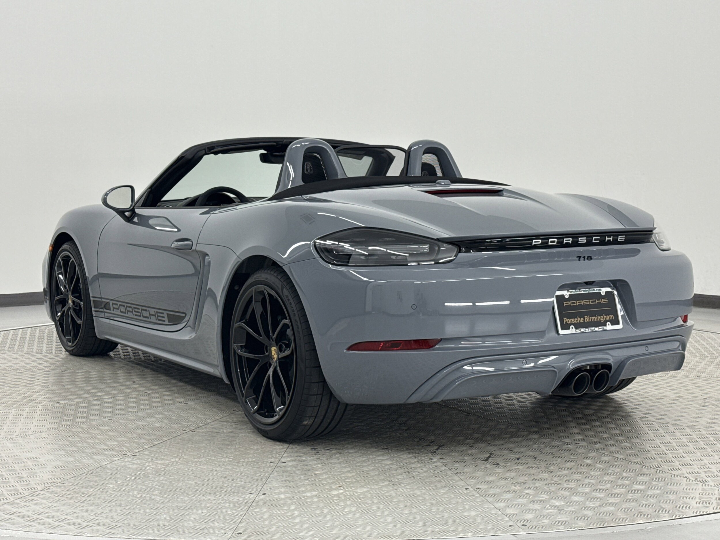 2025 Porsche Boxster Base photo 3