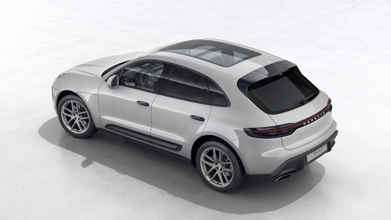 2026 Porsche Macan T photo 4