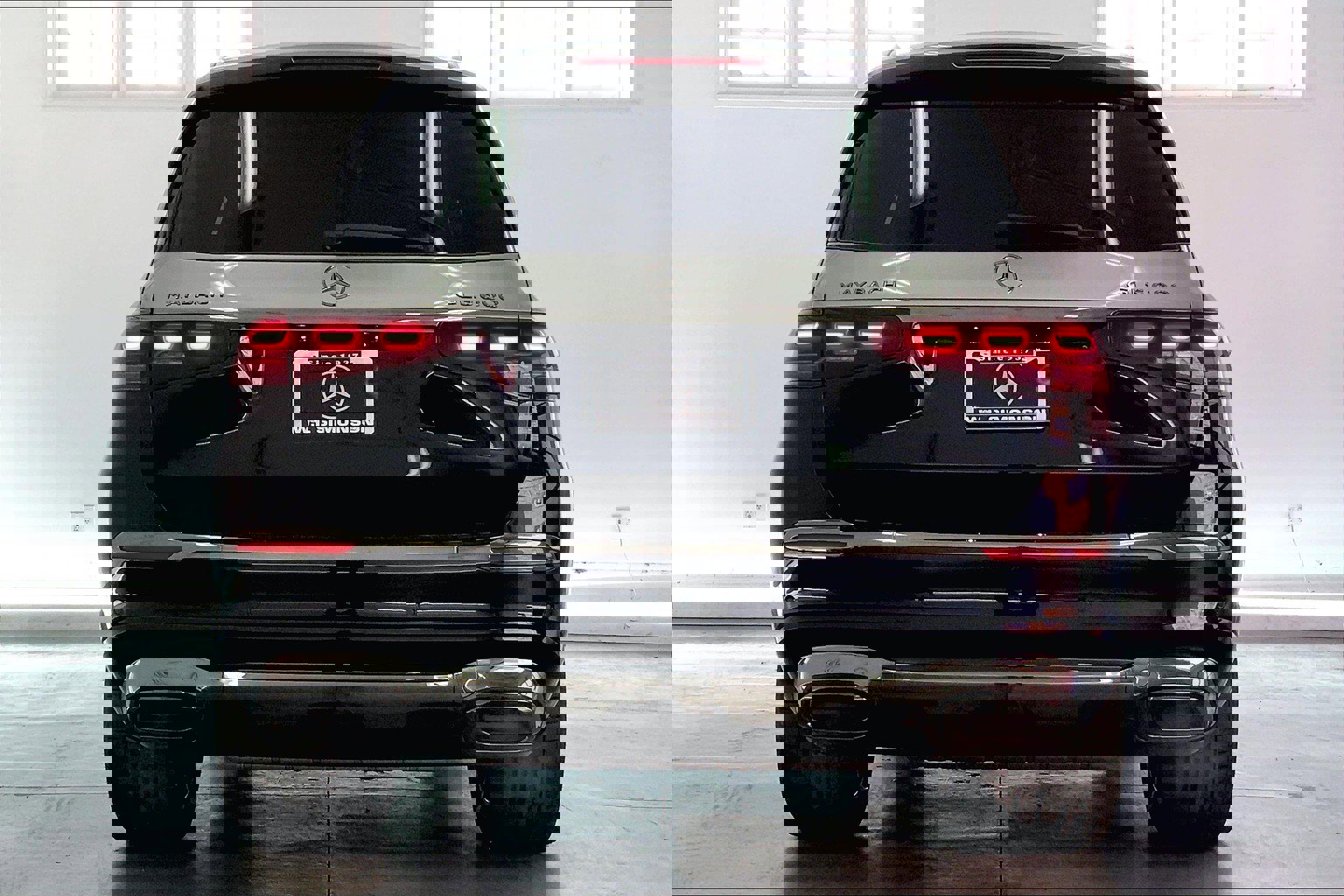 2024 Mercedes Benz GLS Maybach 600 photo 3