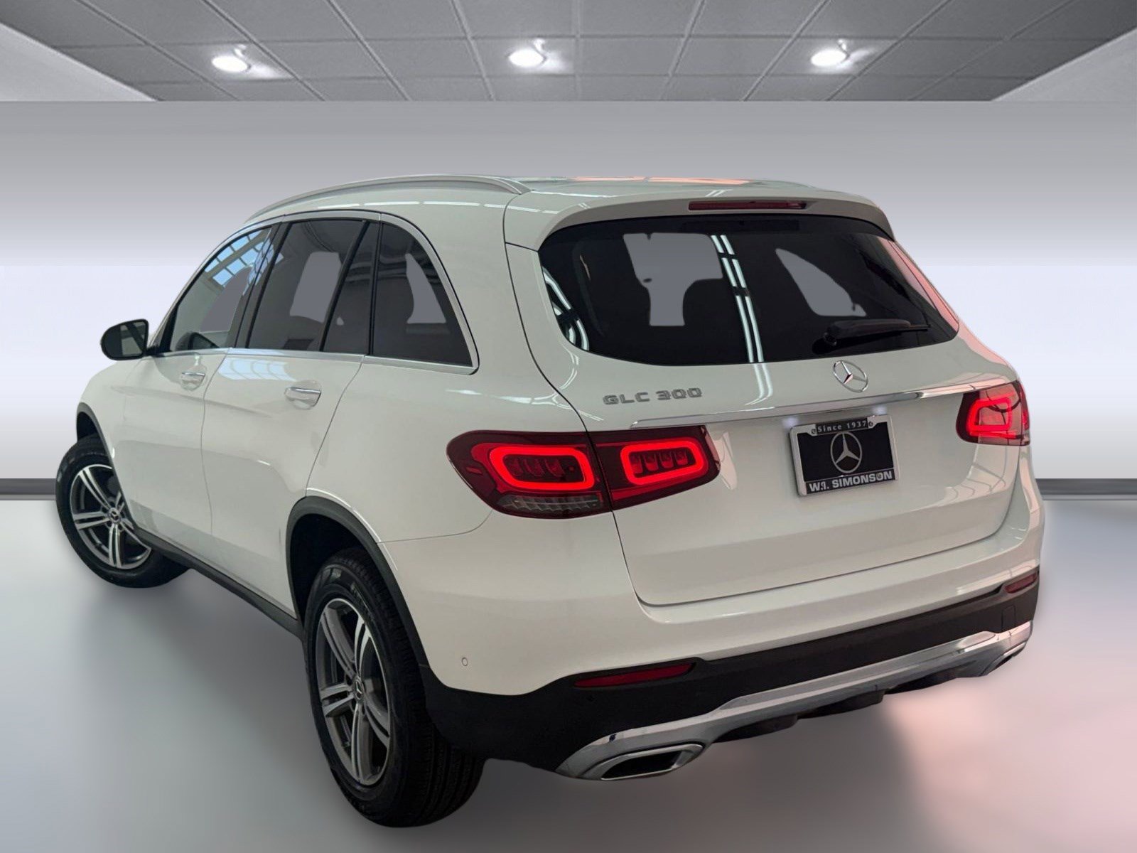 2022 Mercedes Benz GLC 300 photo 3