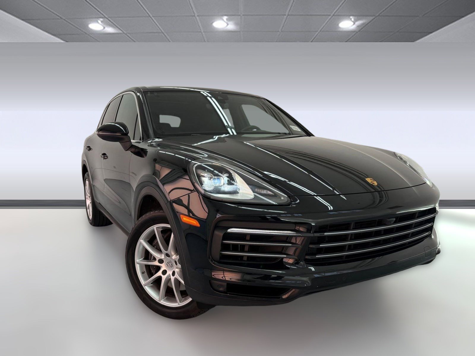 2023 Porsche Cayenne Platinum Edition photo 2