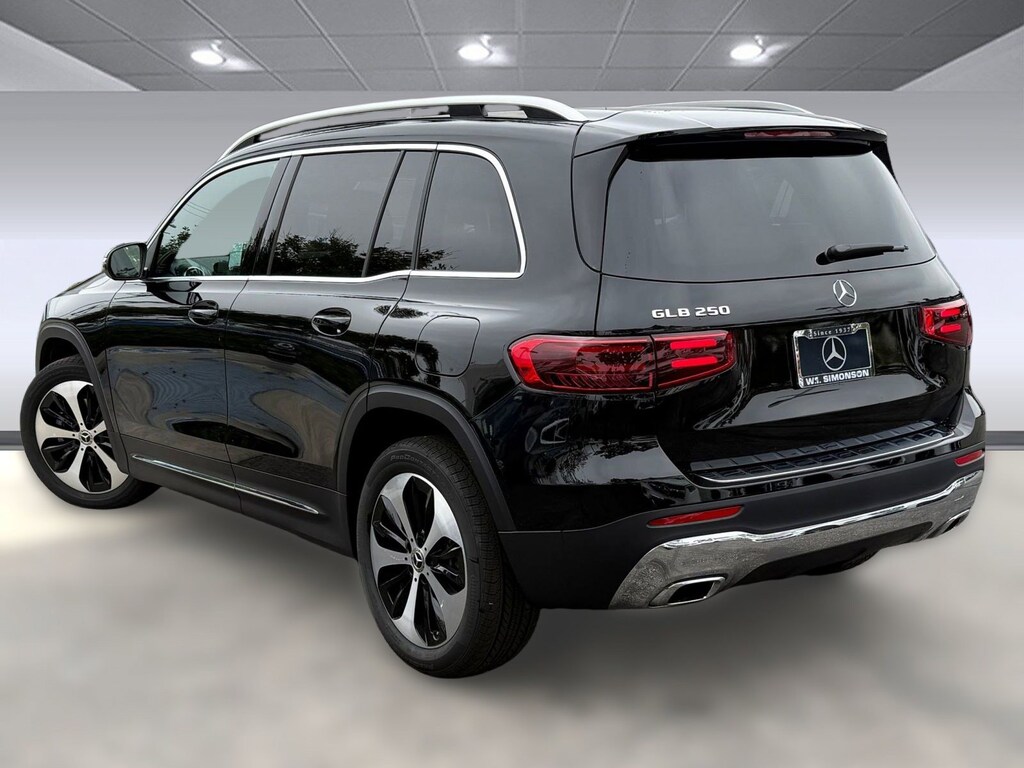 New 2026 Mercedes-Benz GLB 250 SUV