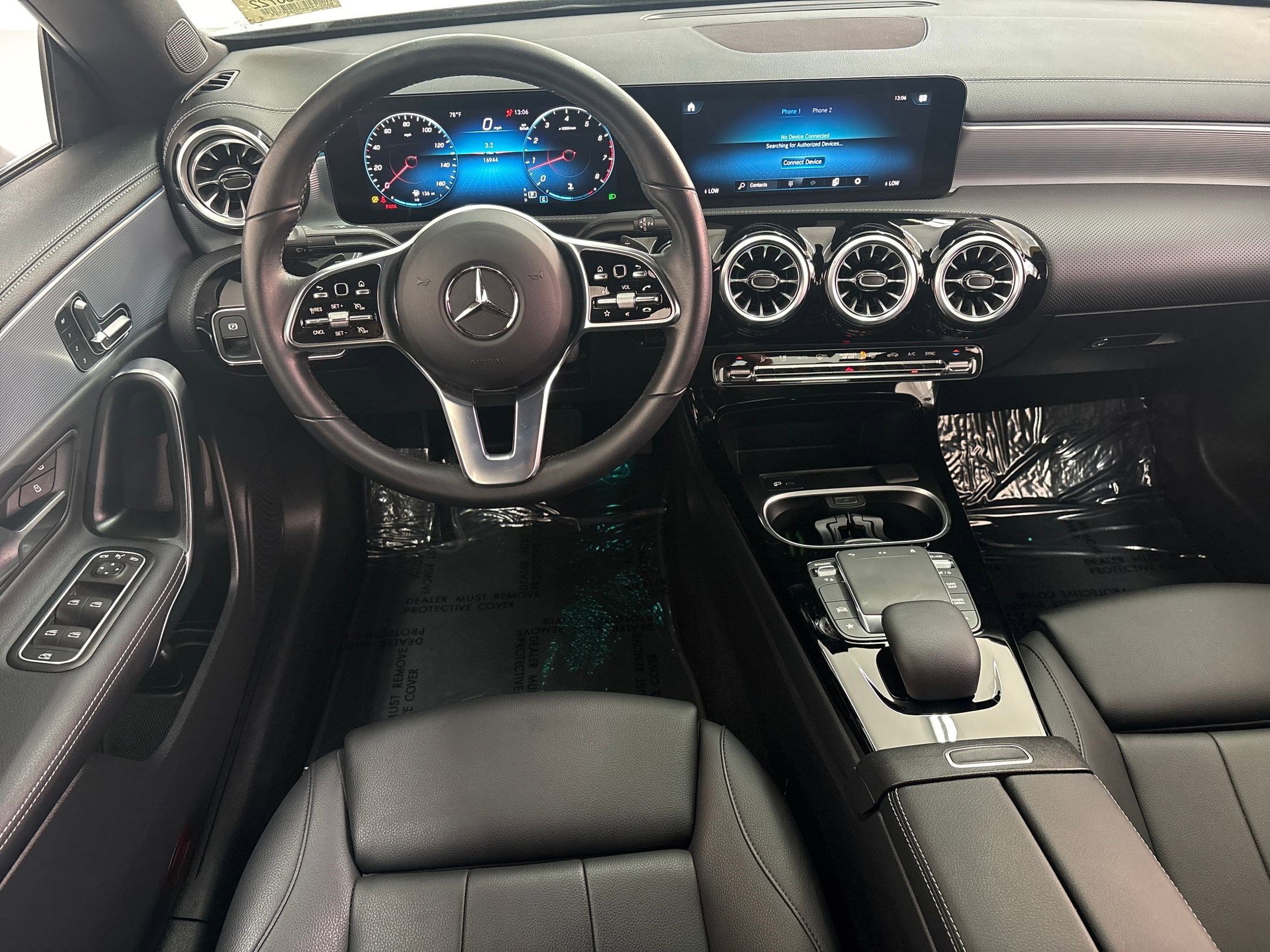 2023 Mercedes Benz CLA 250 photo 4