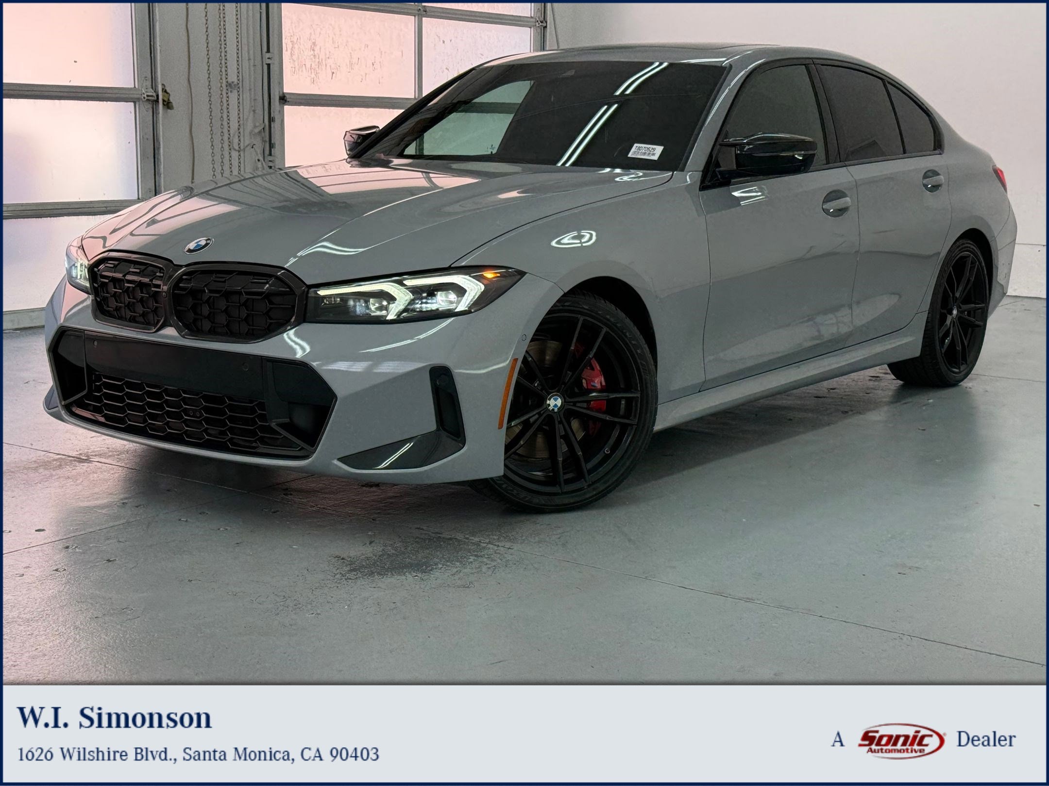 2023 BMW 3 Series's photo