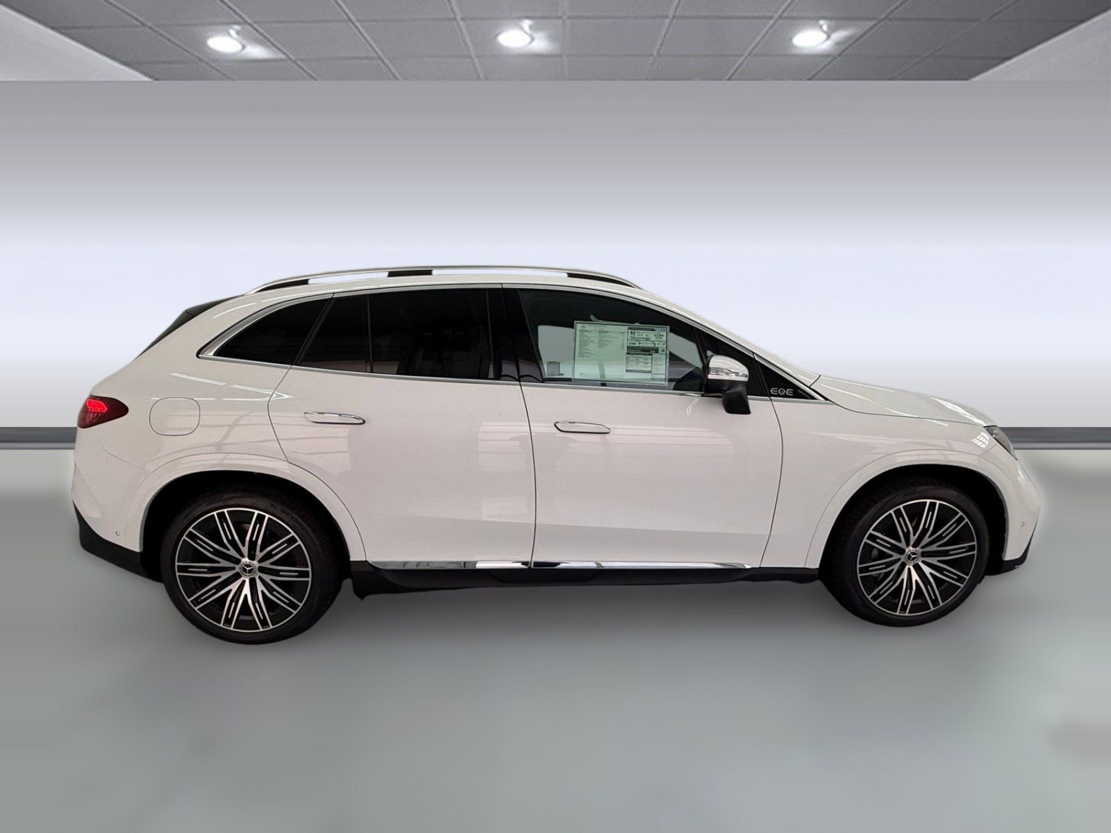 EQE 320+ SUV