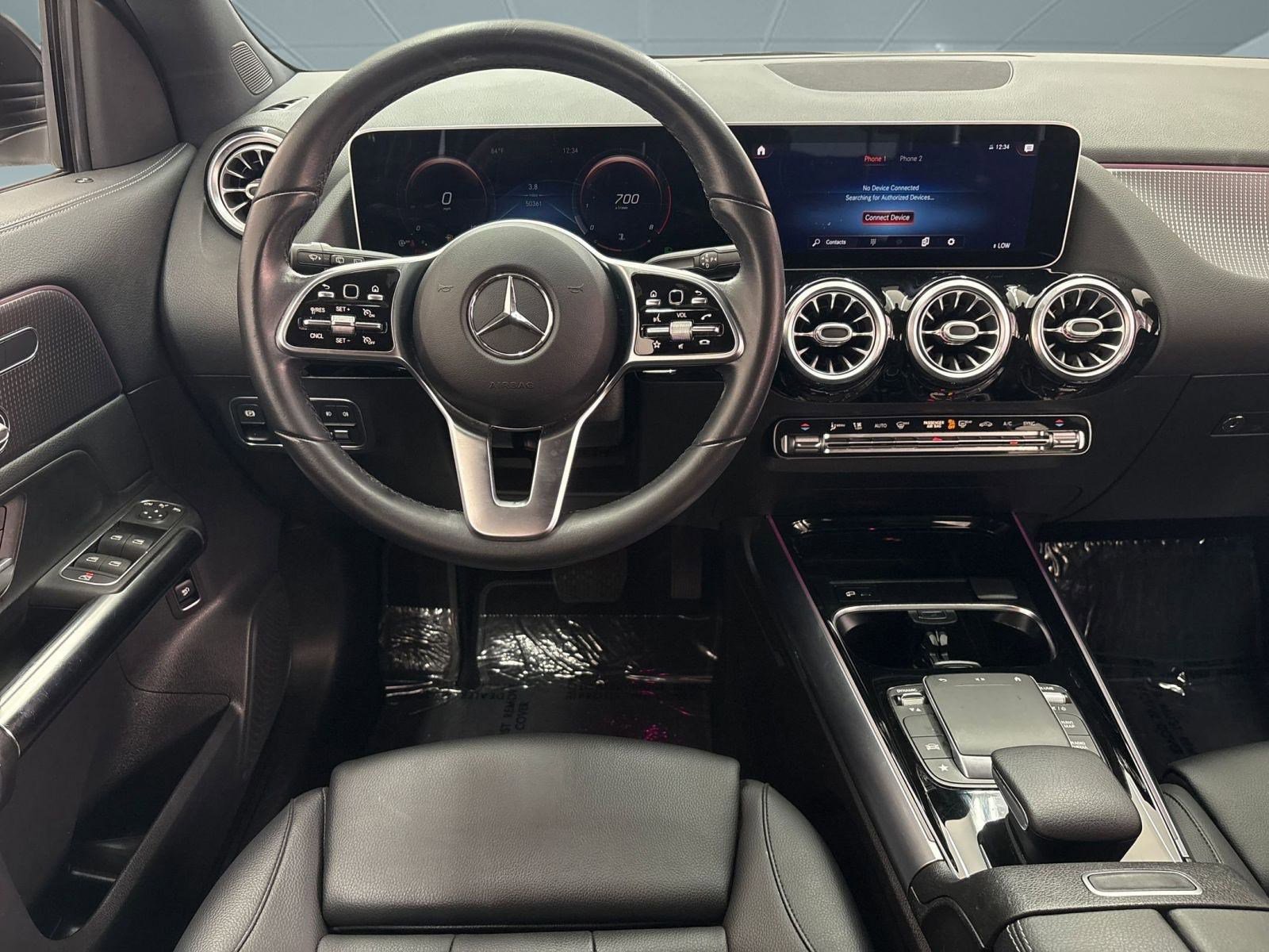 2021 Mercedes Benz GLA 250 photo 2