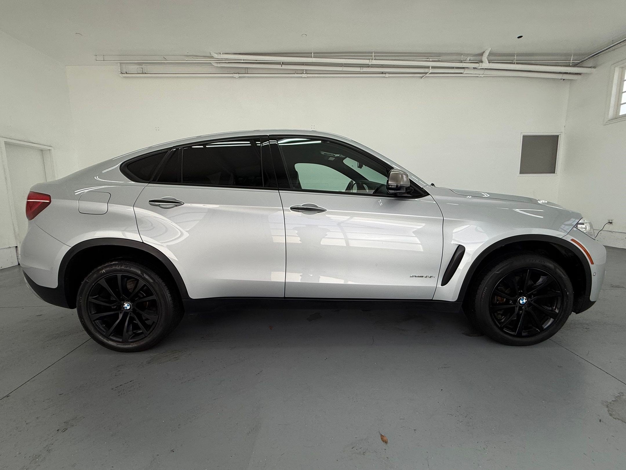 X6 SDrive35i SUV