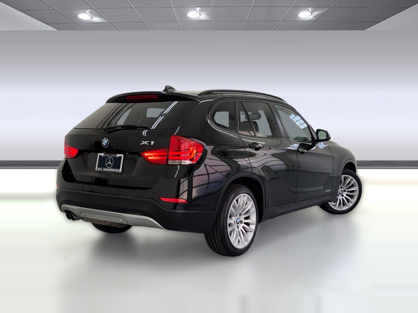 2015 BMW X1 sDrive28i photo 3