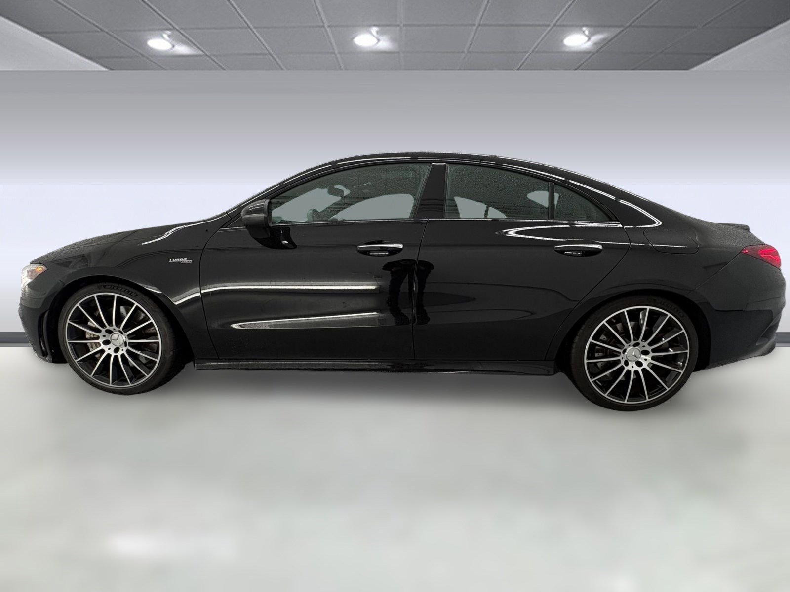 2022 Mercedes Benz CLA AMG 35 photo 2