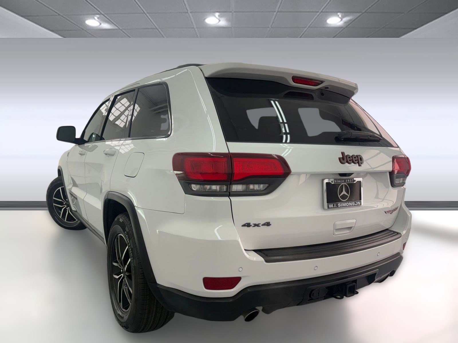 2021 Jeep Grand Cherokee Trailhawk photo 3