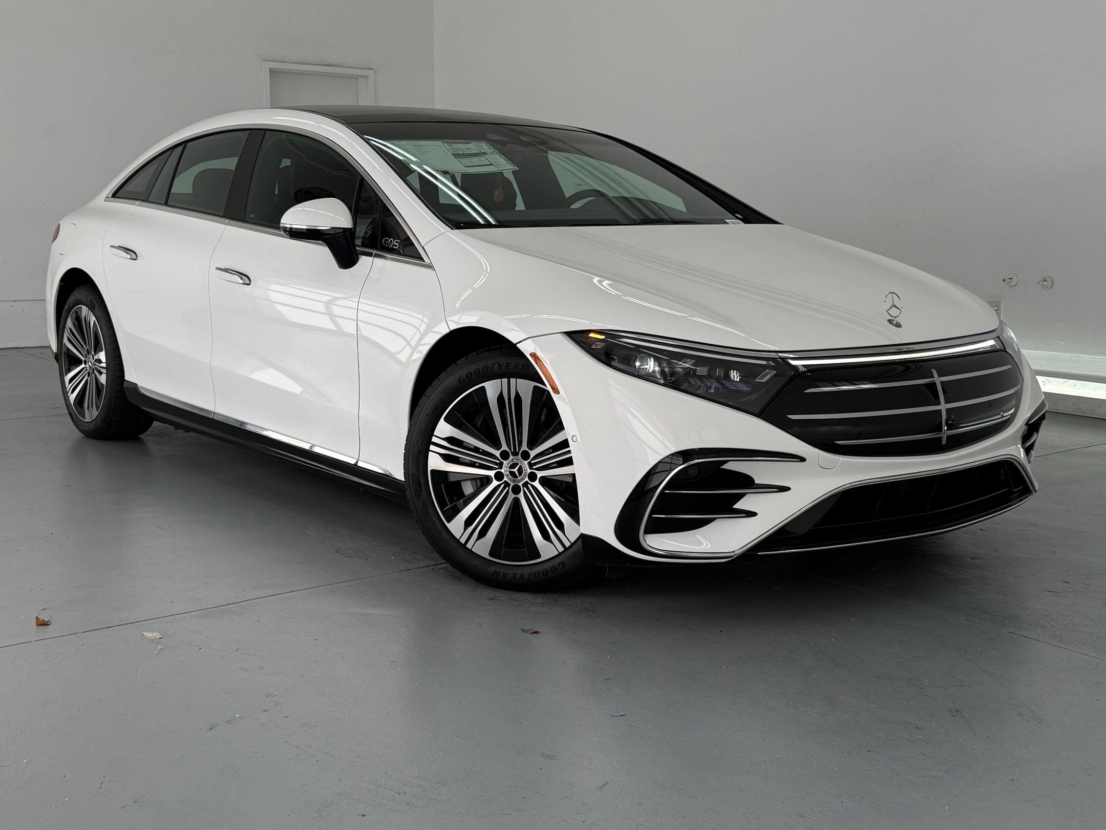 2026 Mercedes-Benz EQS Base - Photo 7