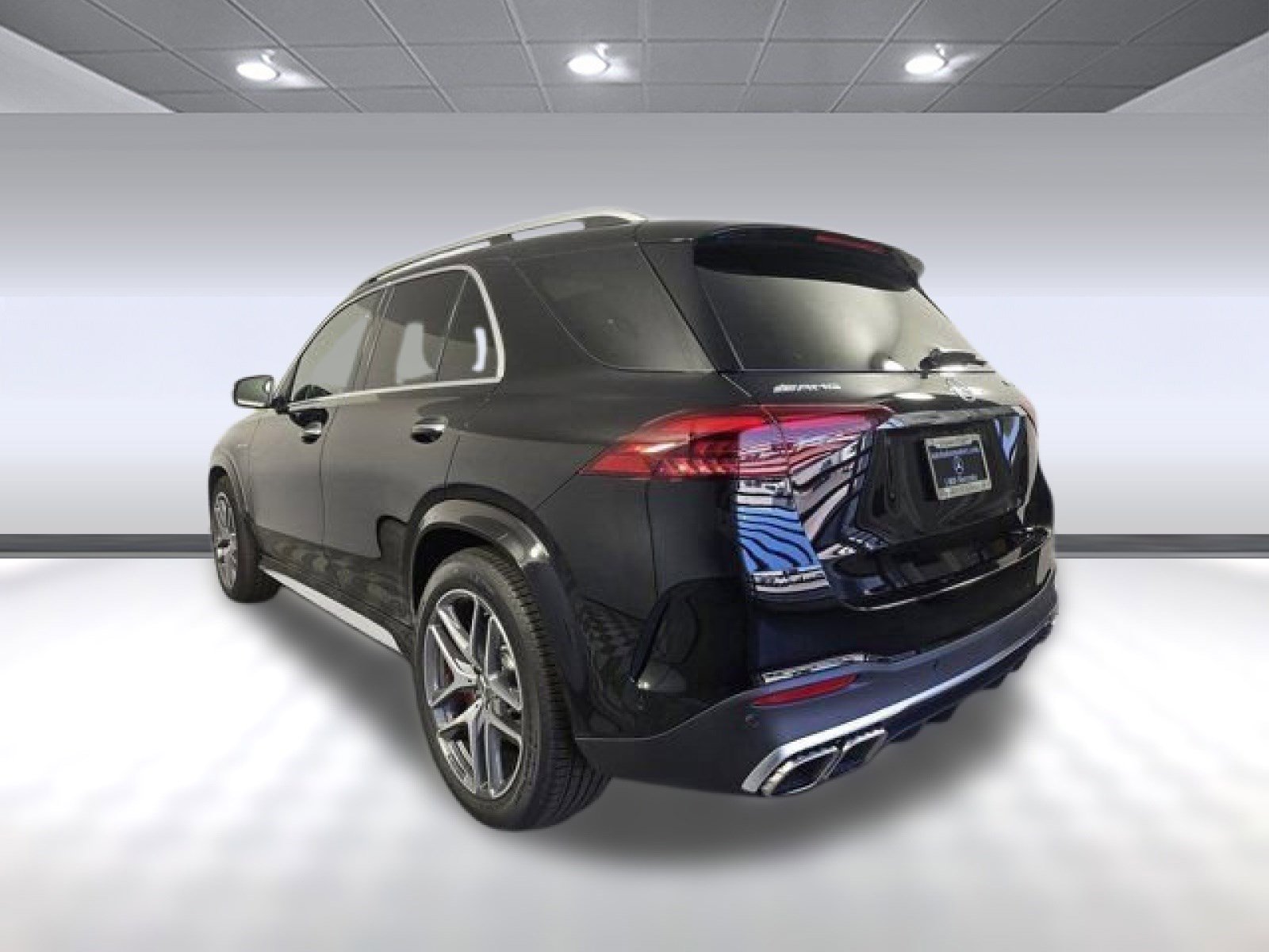 2025 Mercedes Benz GLE AMG 63 S photo 2