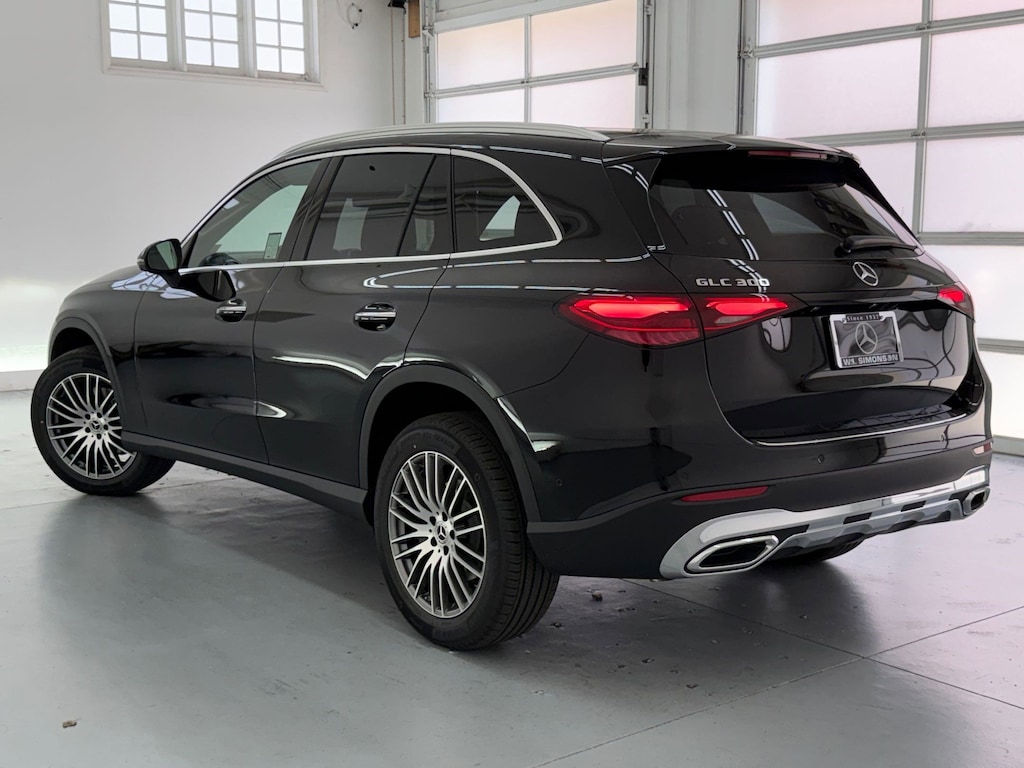 New 2026 Mercedes-Benz GLC 300 SUV