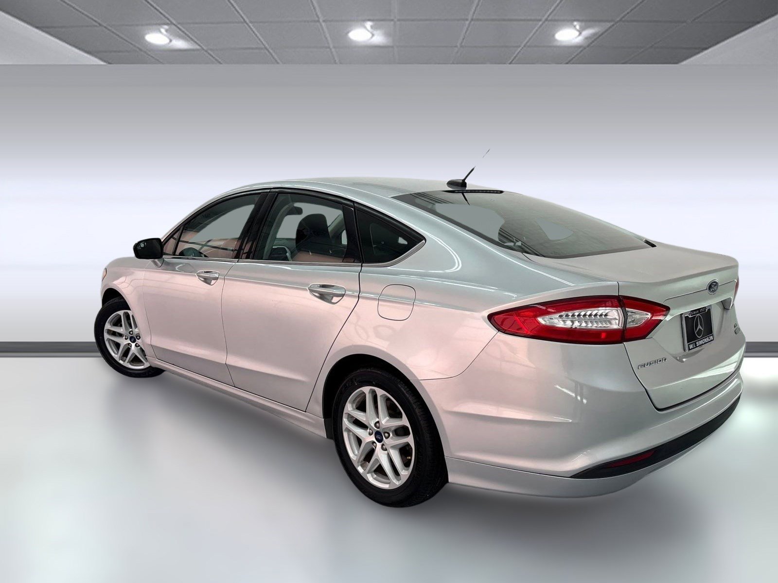 2014 Ford Fusion SE photo 3