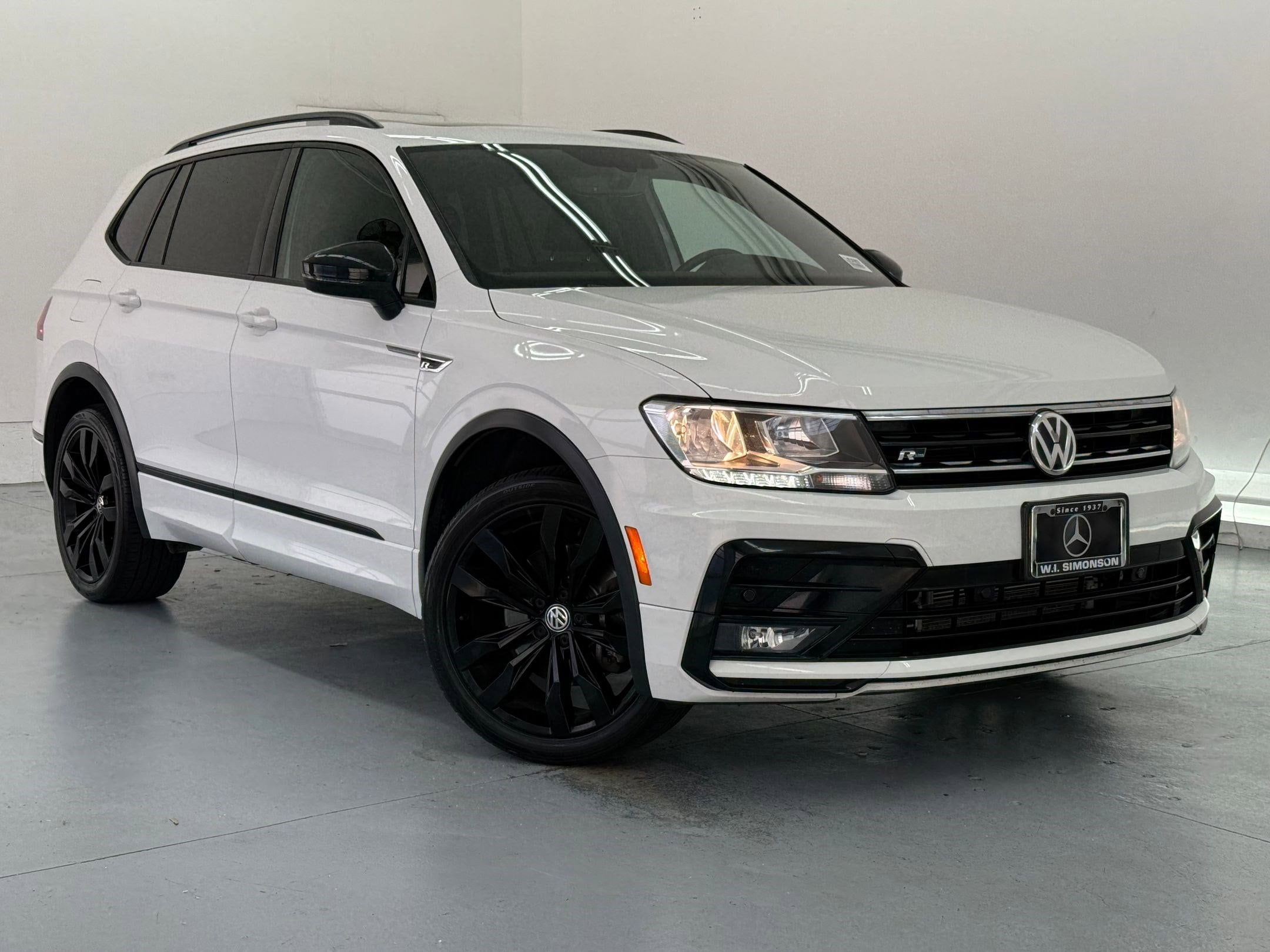 2020 Volkswagen Tiguan SE R-Line Black photo 6
