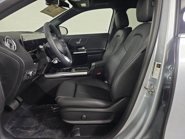 2025 Mercedes Benz GLA 250 photo 4