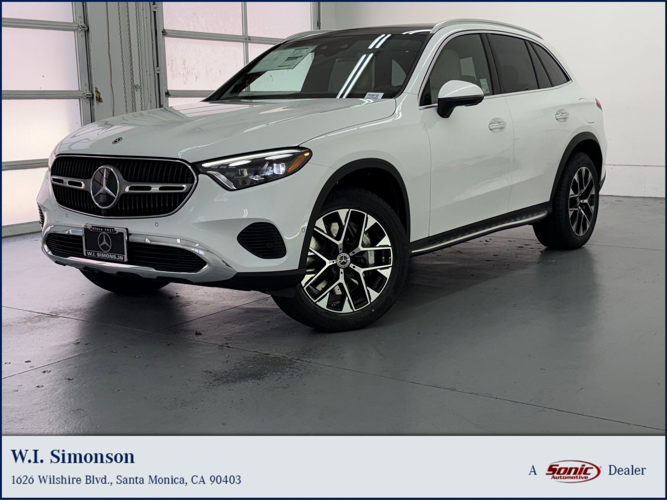 2026 Mercedes-Benz GLC's photo