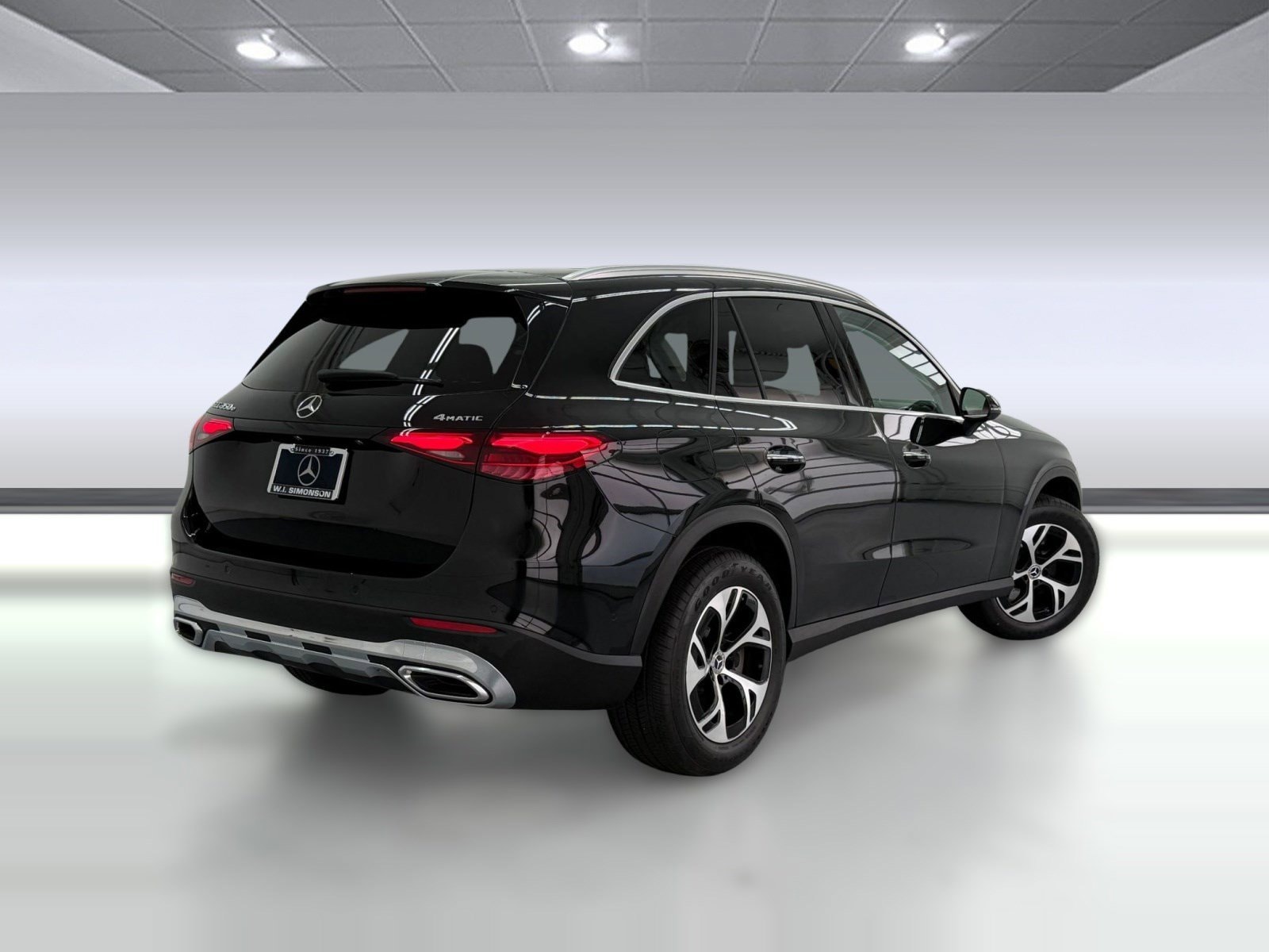 2025 Mercedes-Benz GLC 350e GLC 350e photo 3
