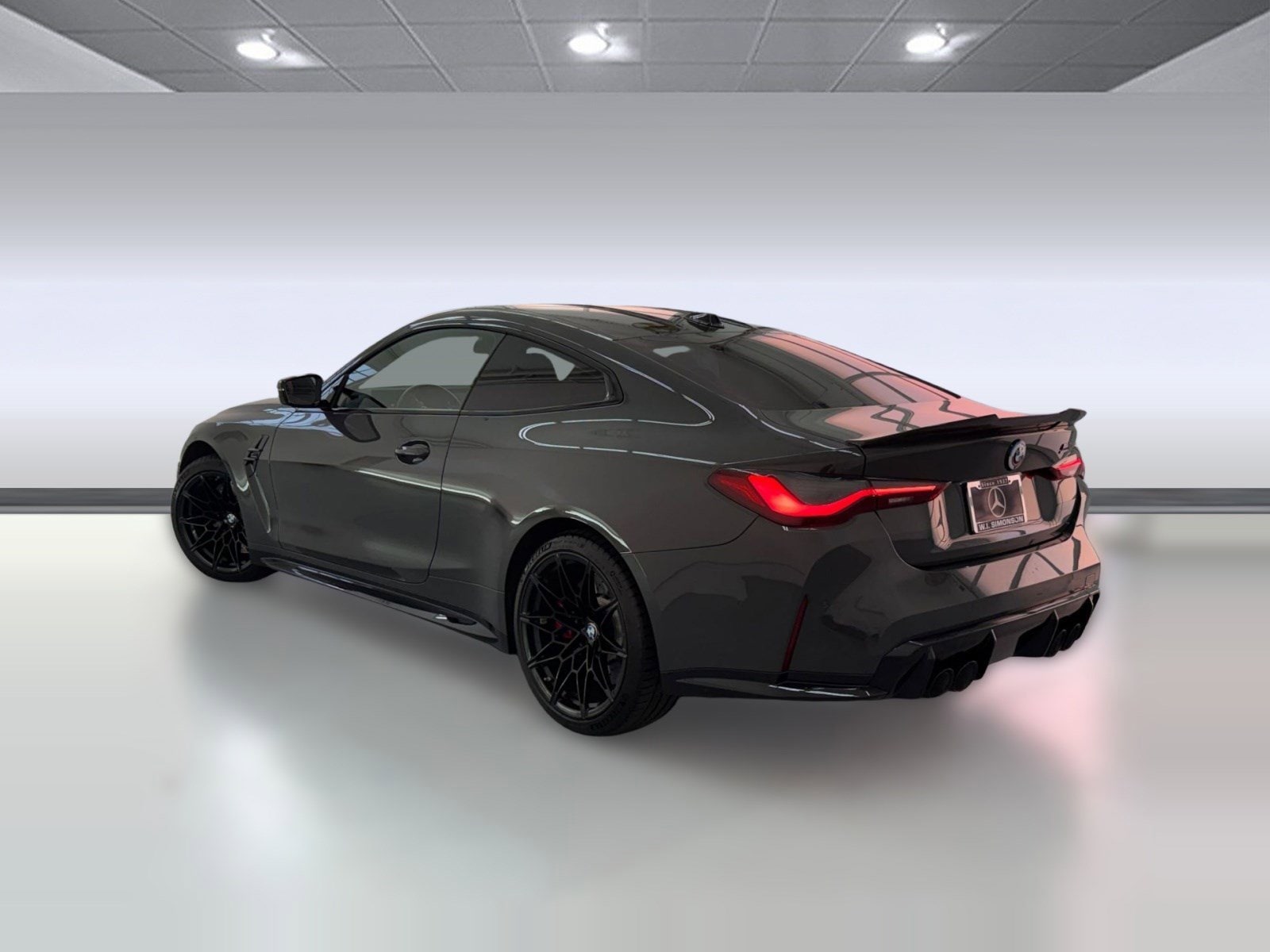 2024 BMW M4 Competition photo 2