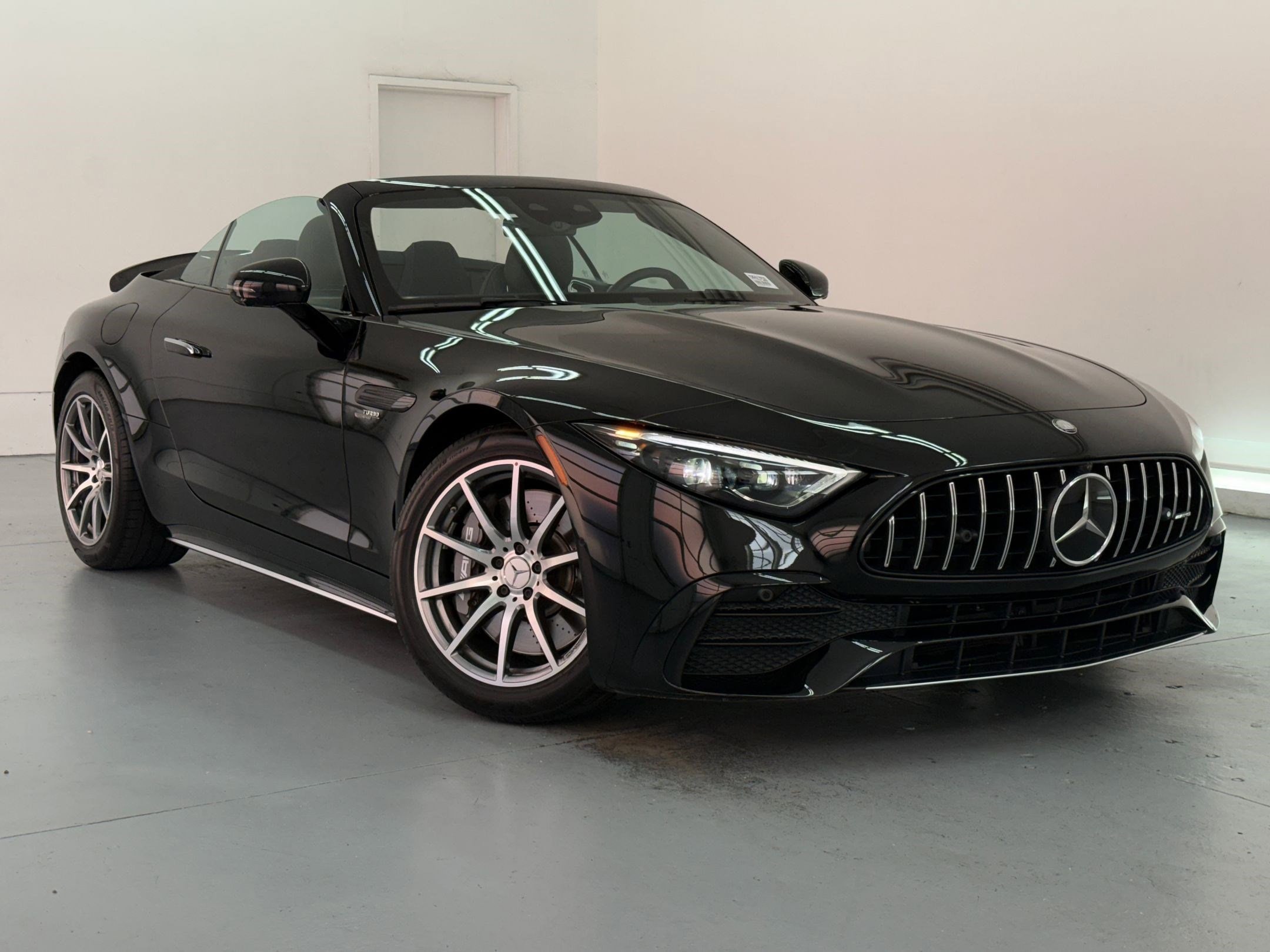 2023 Mercedes-Benz AMG SL 43 AMG SL 43 photo 5