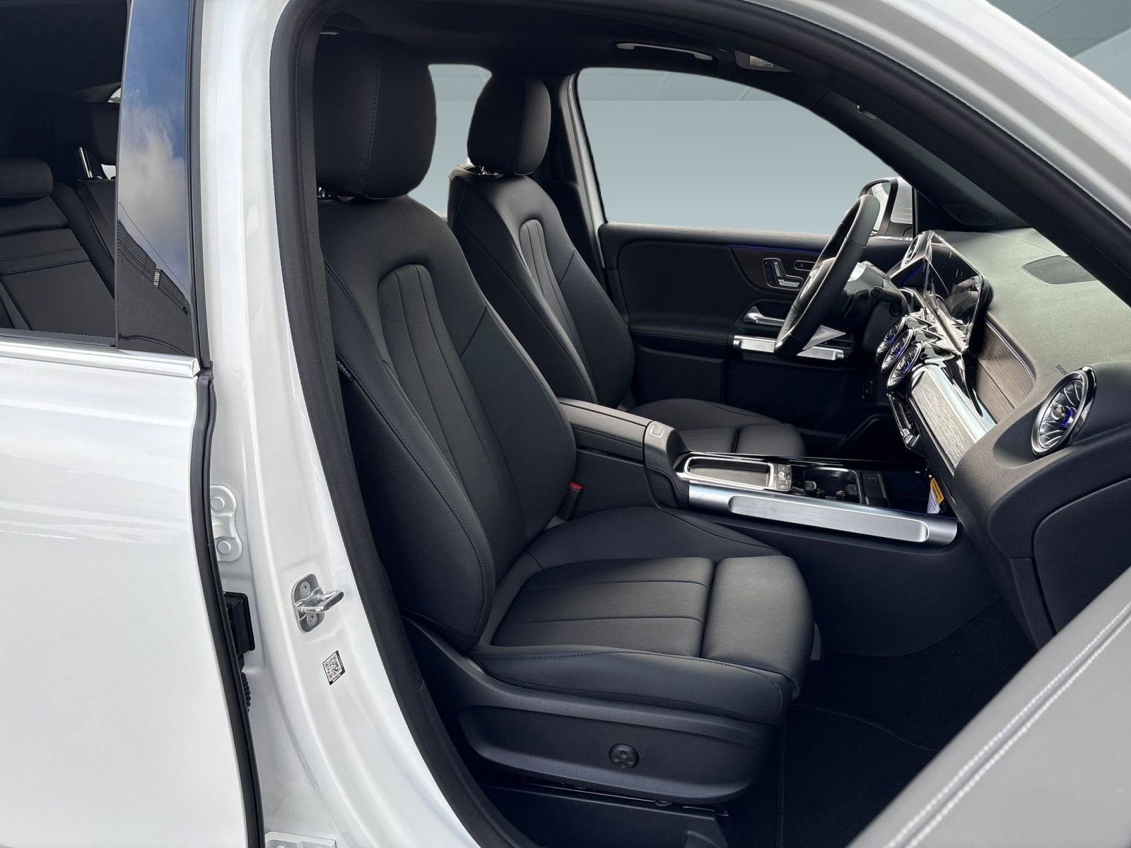 2026 Mercedes-Benz GLB GLB 250 - Photo 18
