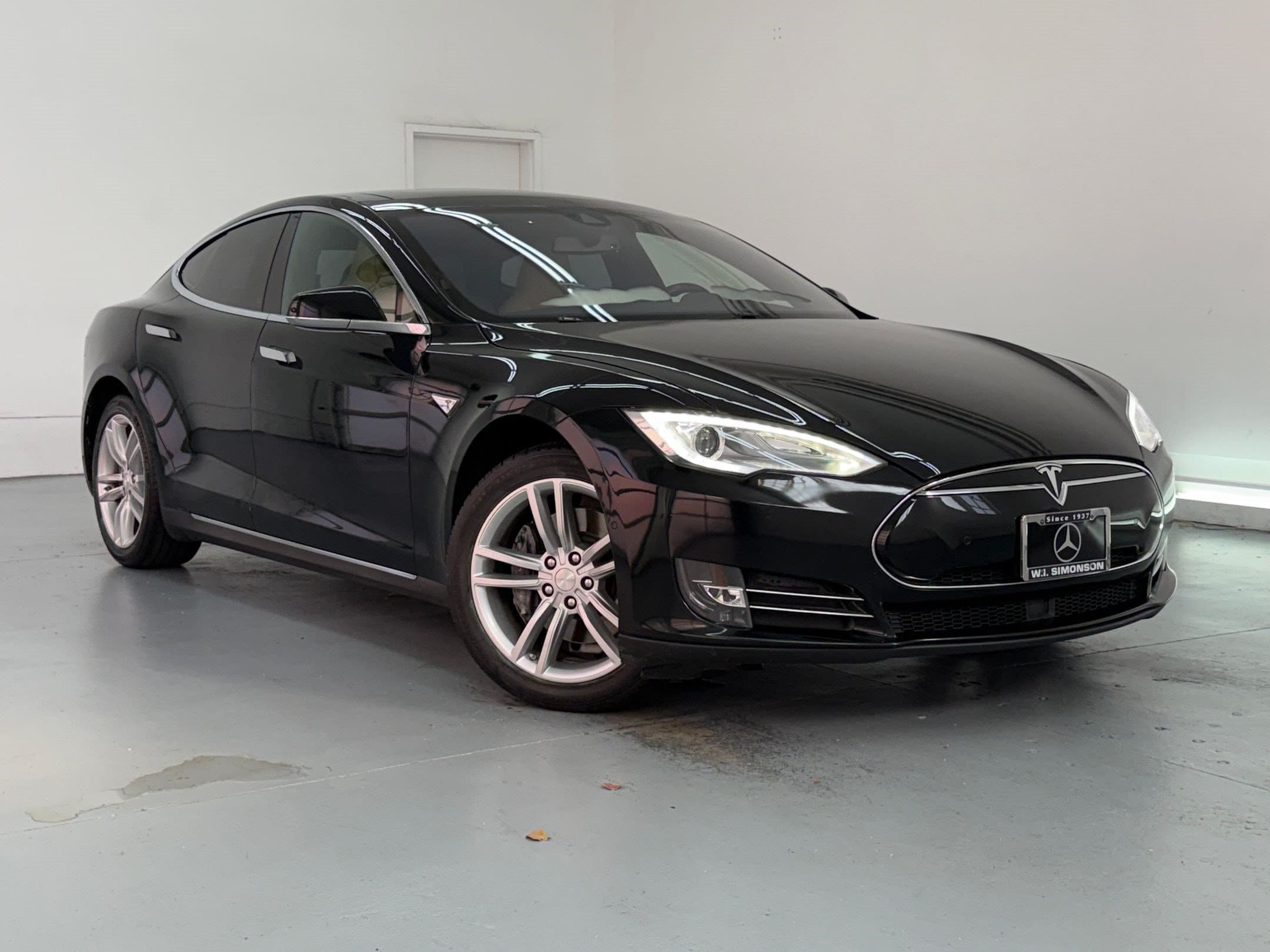 Model S P85 Sedan