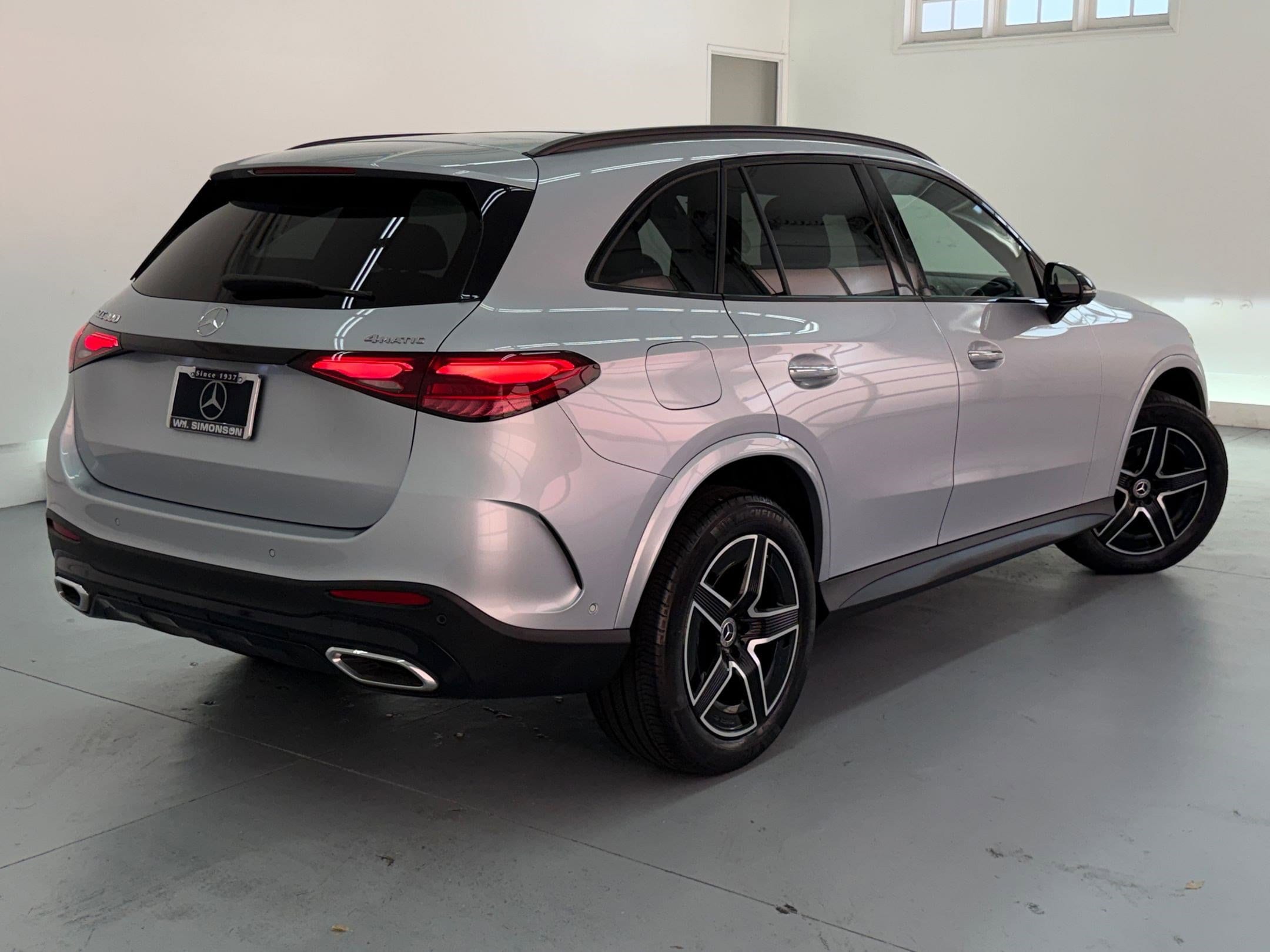 2023 Mercedes-Benz GLC 300 GLC 300 photo 3