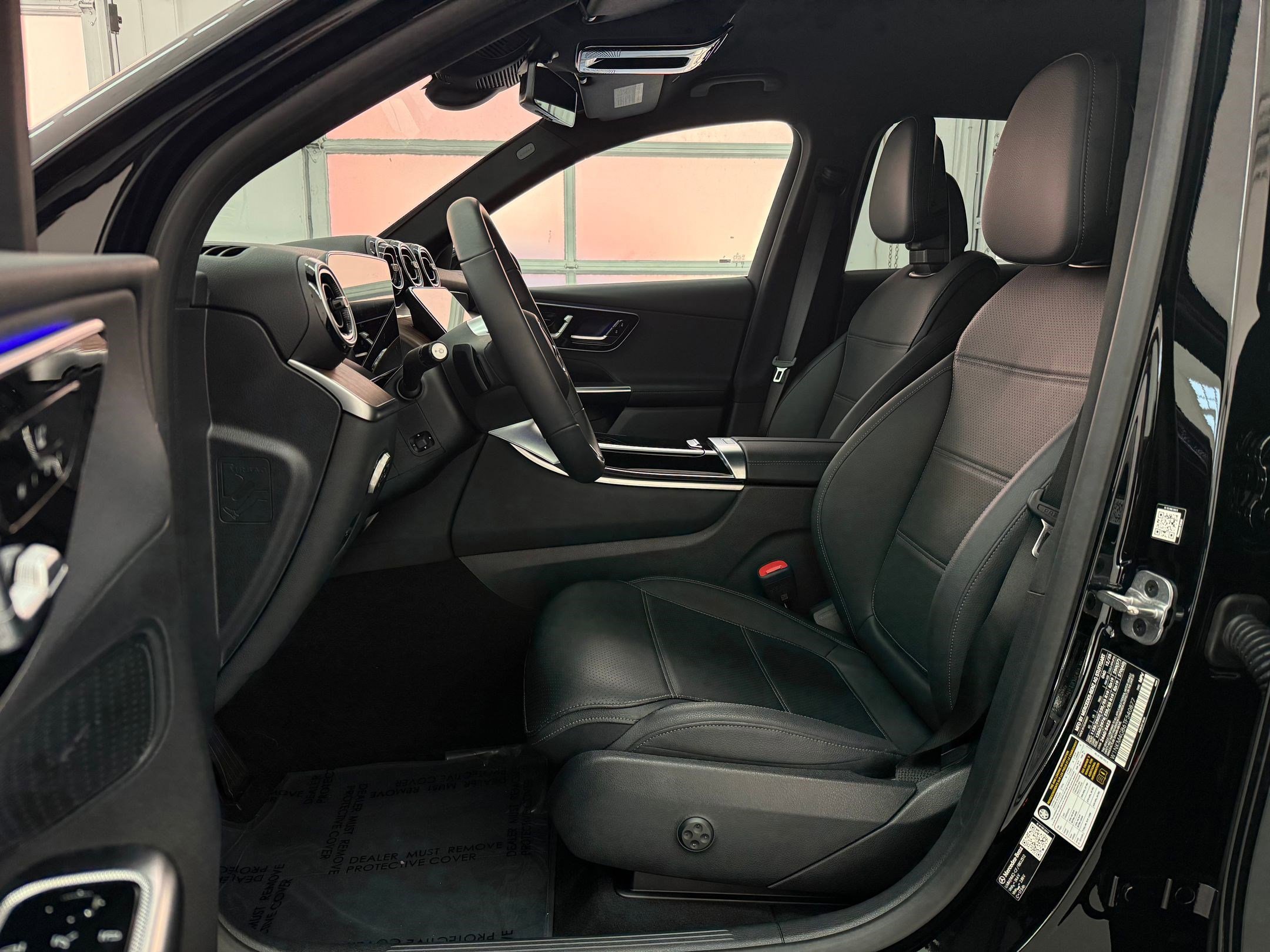 2026 Mercedes-Benz GLC 300 GLC 300 photo 4