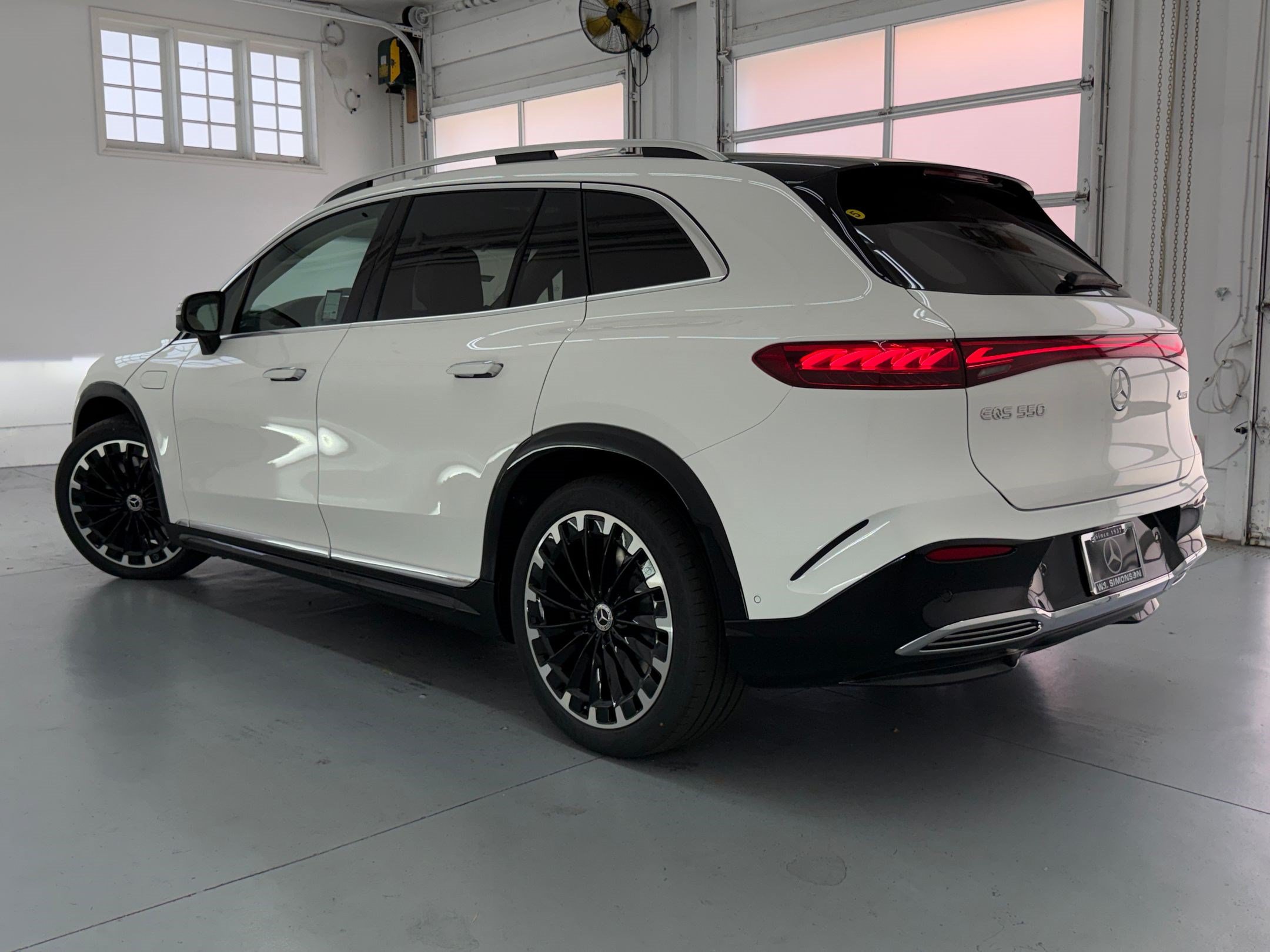 New 2027 Mercedes-Benz EQS 550 SUV 4MATIC SUV