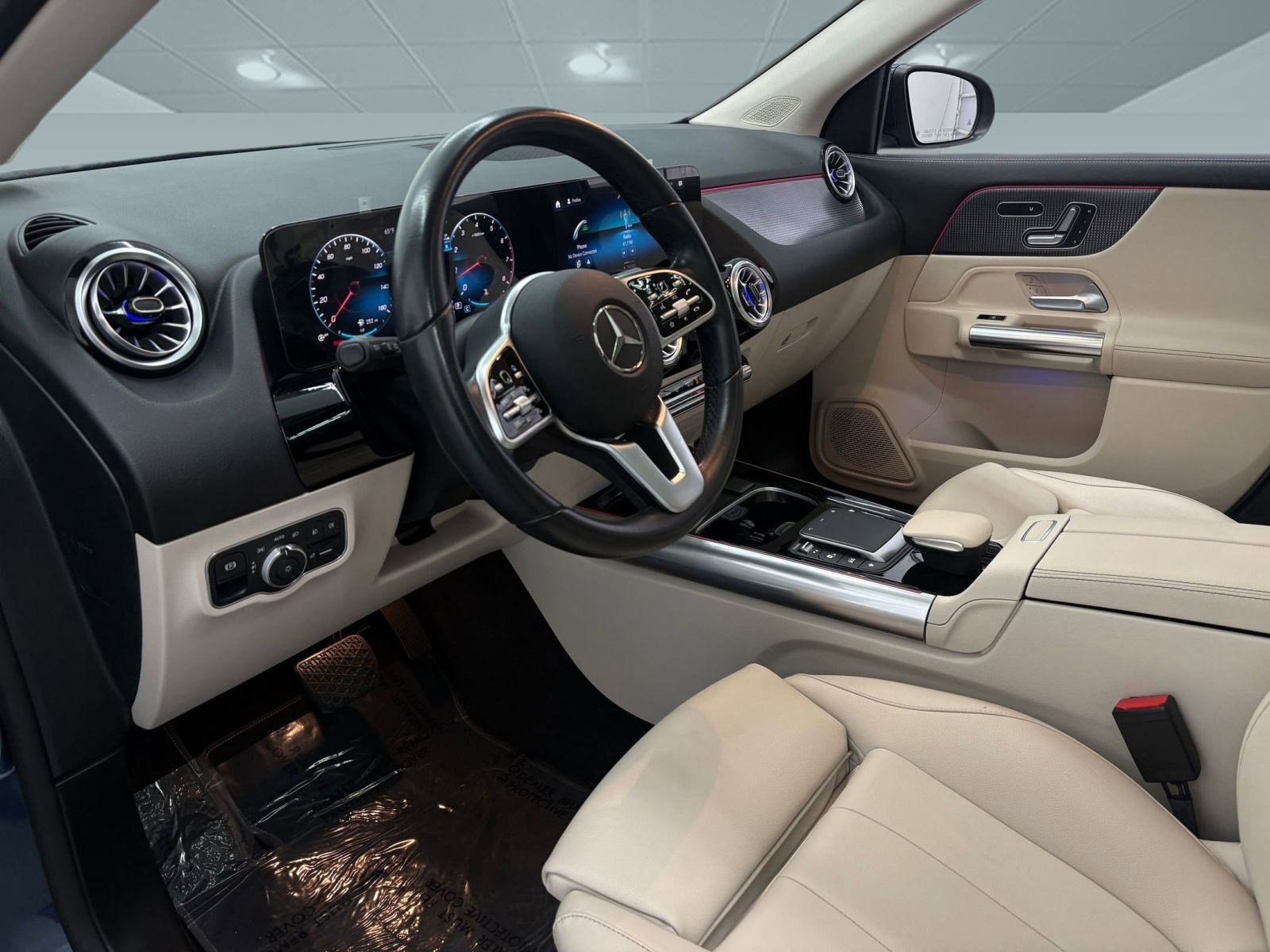 2022 Mercedes Benz GLA 250 4MATIC photo 4