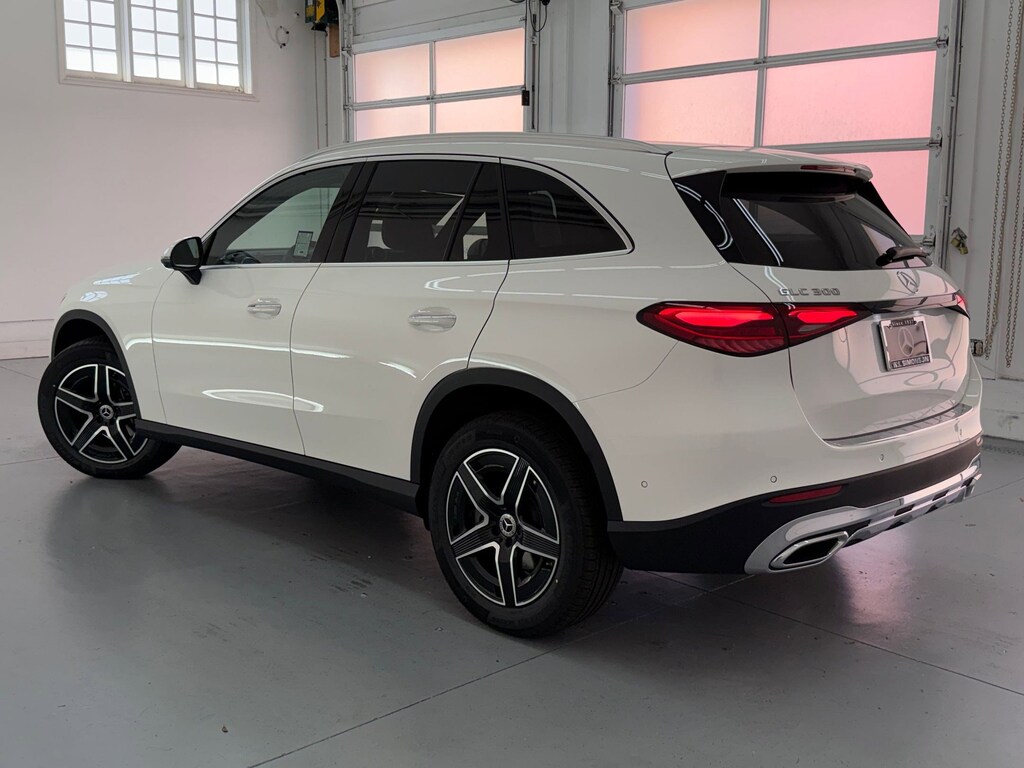 New 2026 Mercedes-Benz GLC 300 SUV