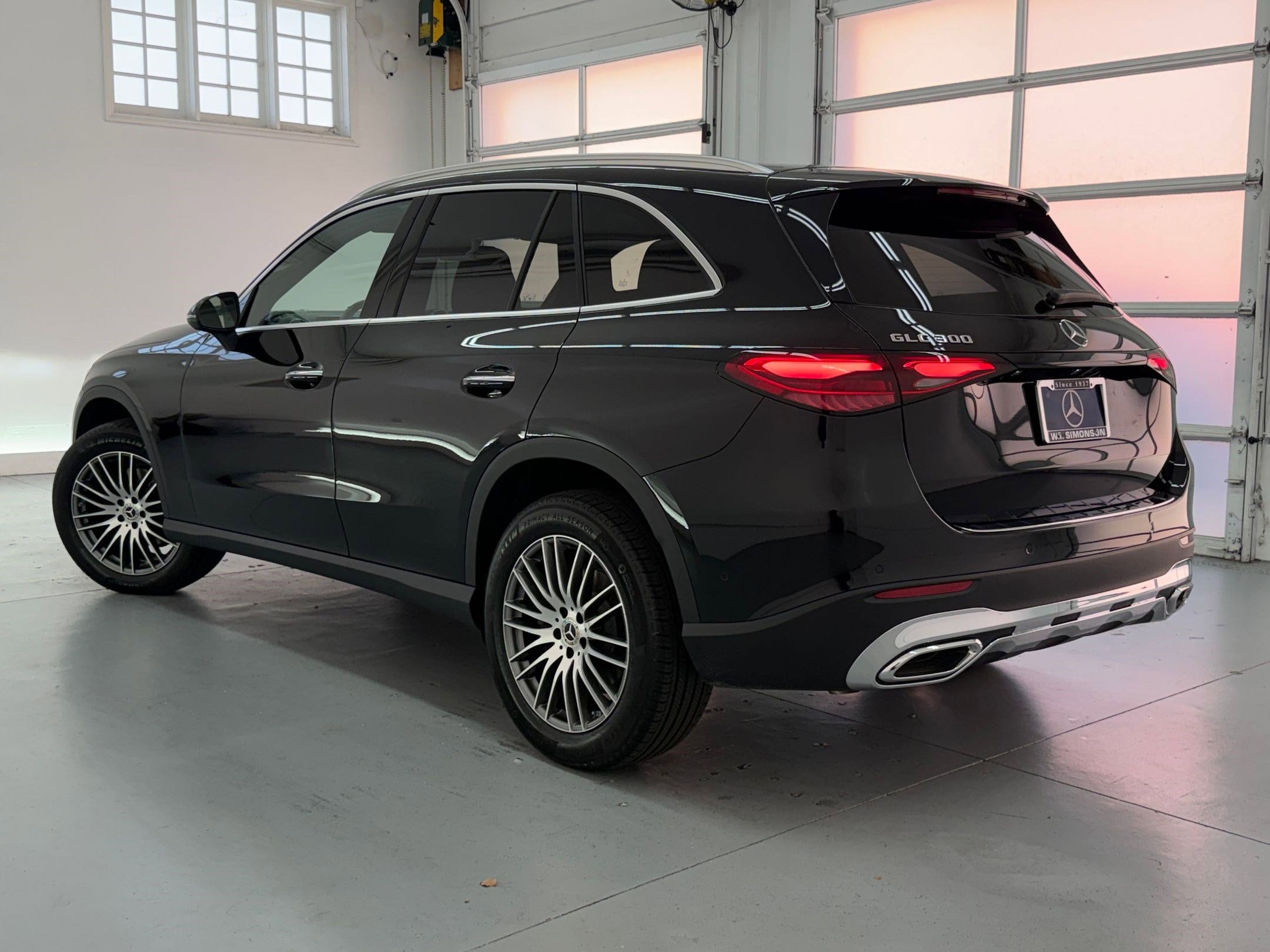 2026 Mercedes-Benz GLC 300 GLC 300 photo 2