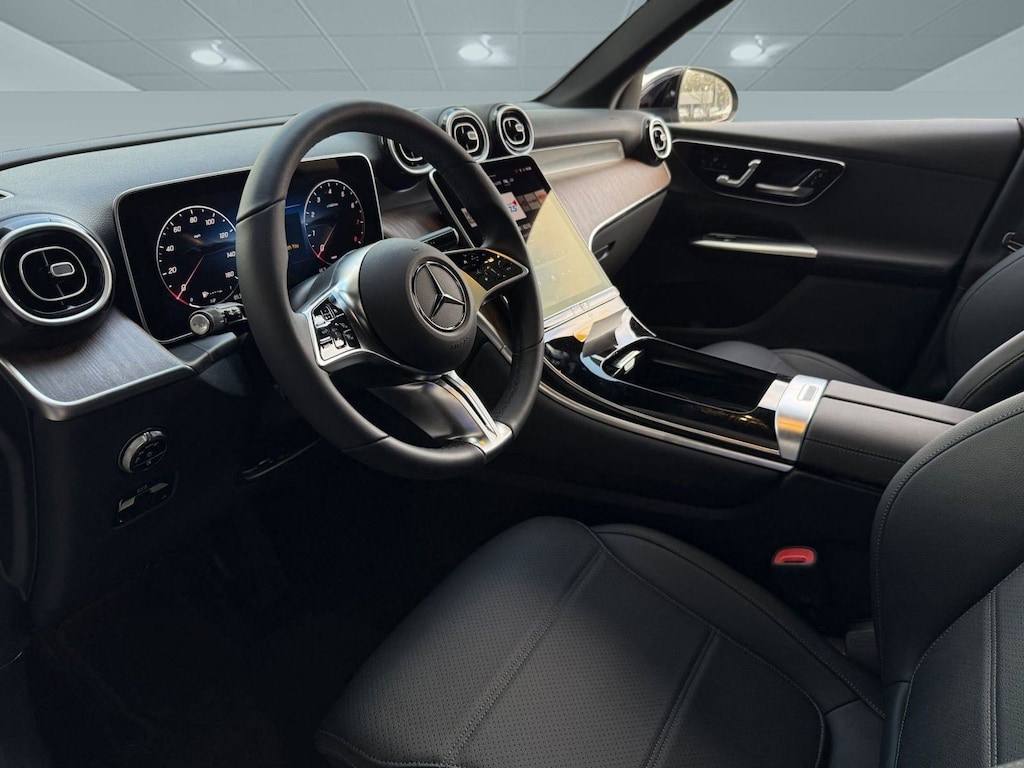 New 2026 Mercedes-Benz GLC 300  SUV