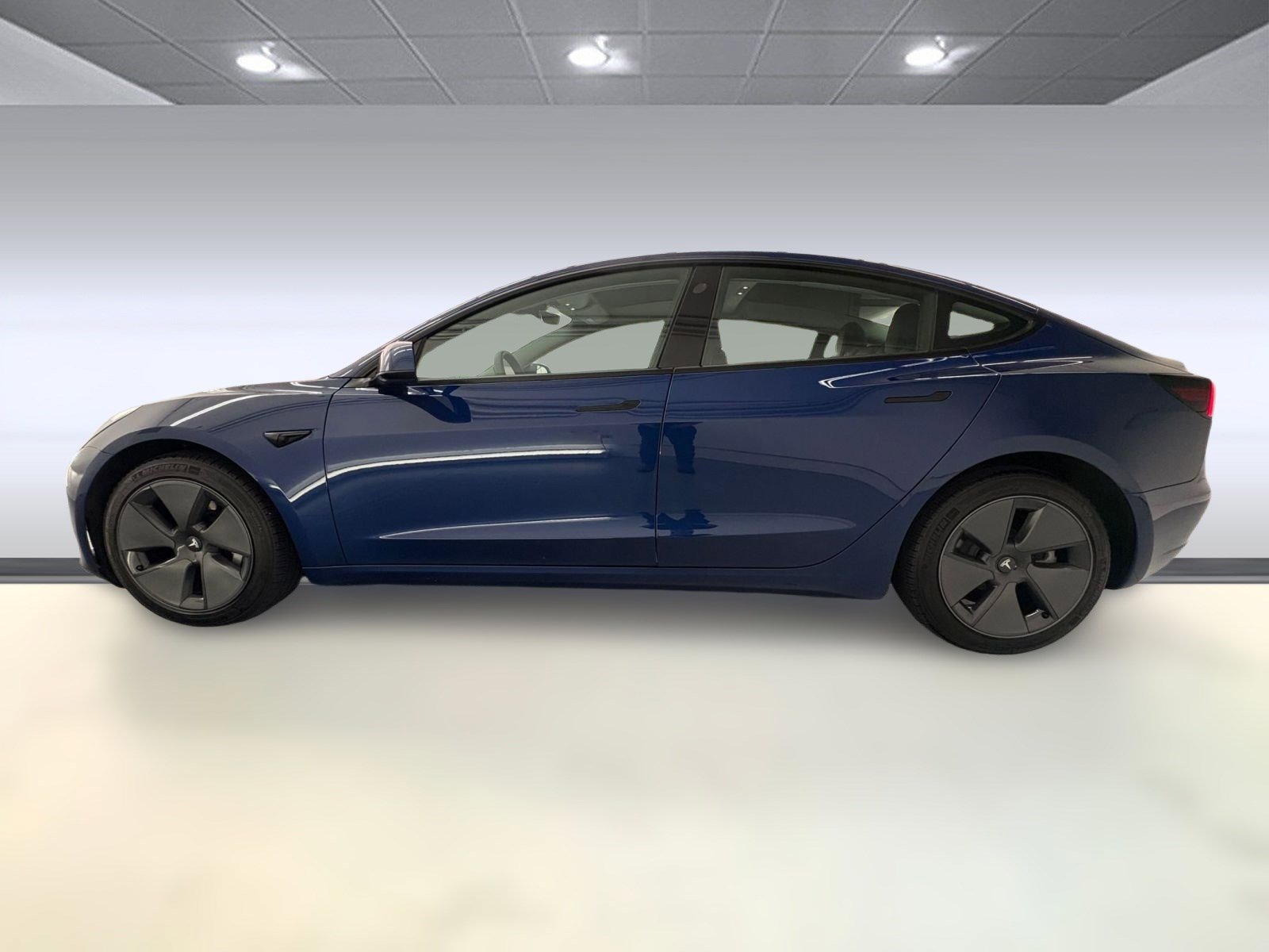 2021 Tesla Model 3 Long Range photo 2