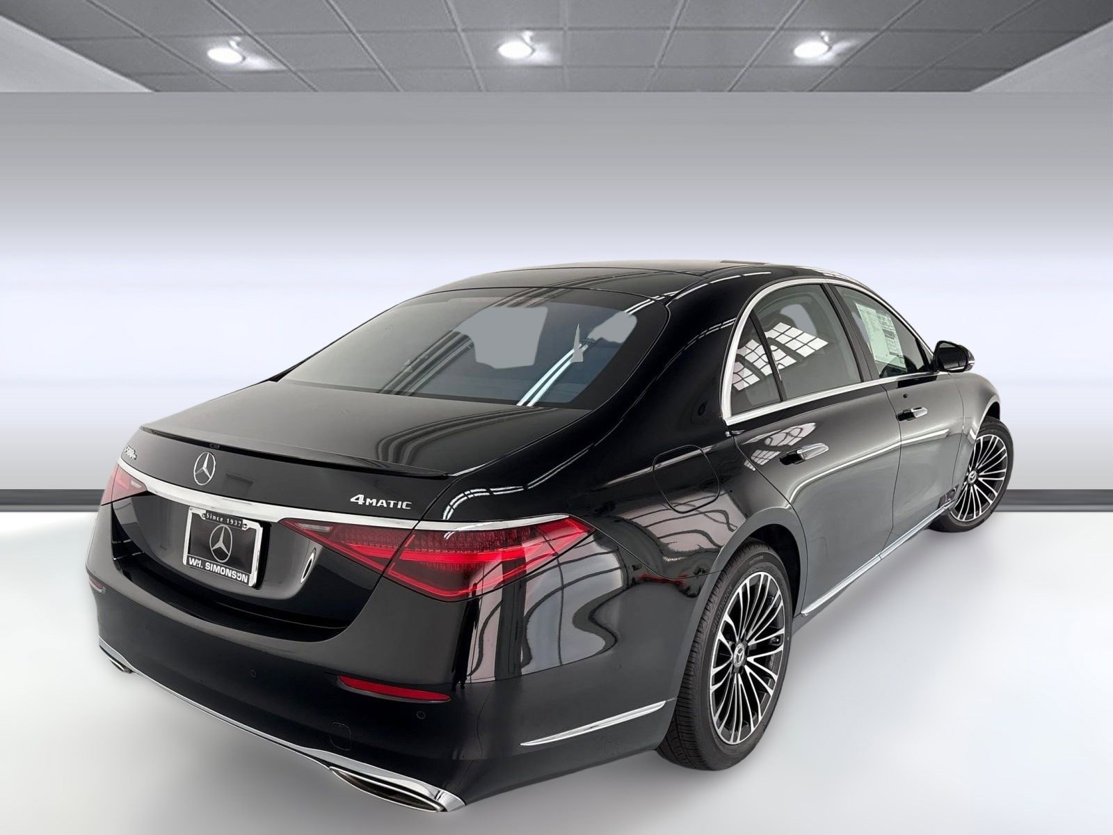 2024 Mercedes-Benz S-Class S 580e photo 4