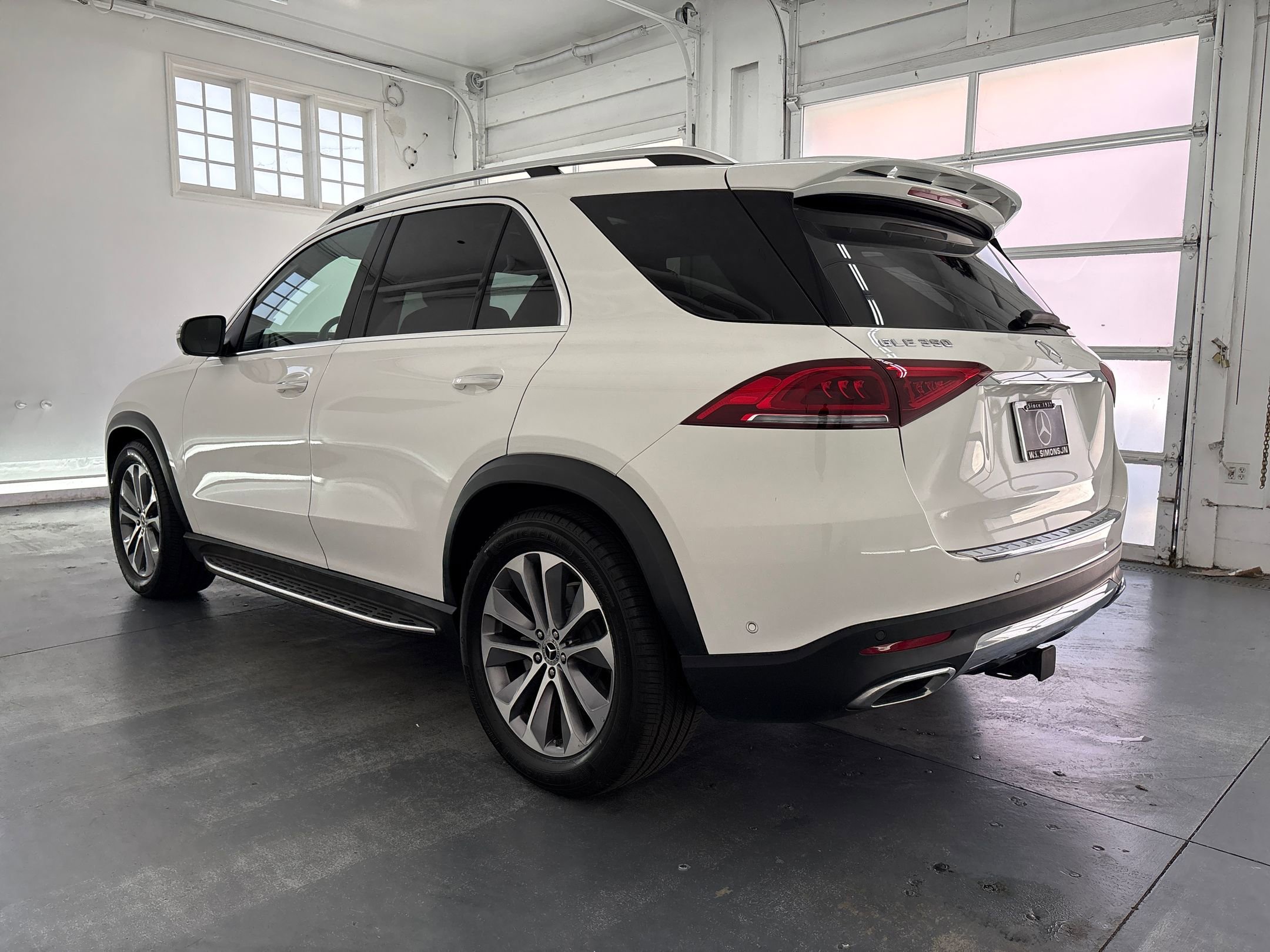 2023 Mercedes Benz GLE 350 photo 2