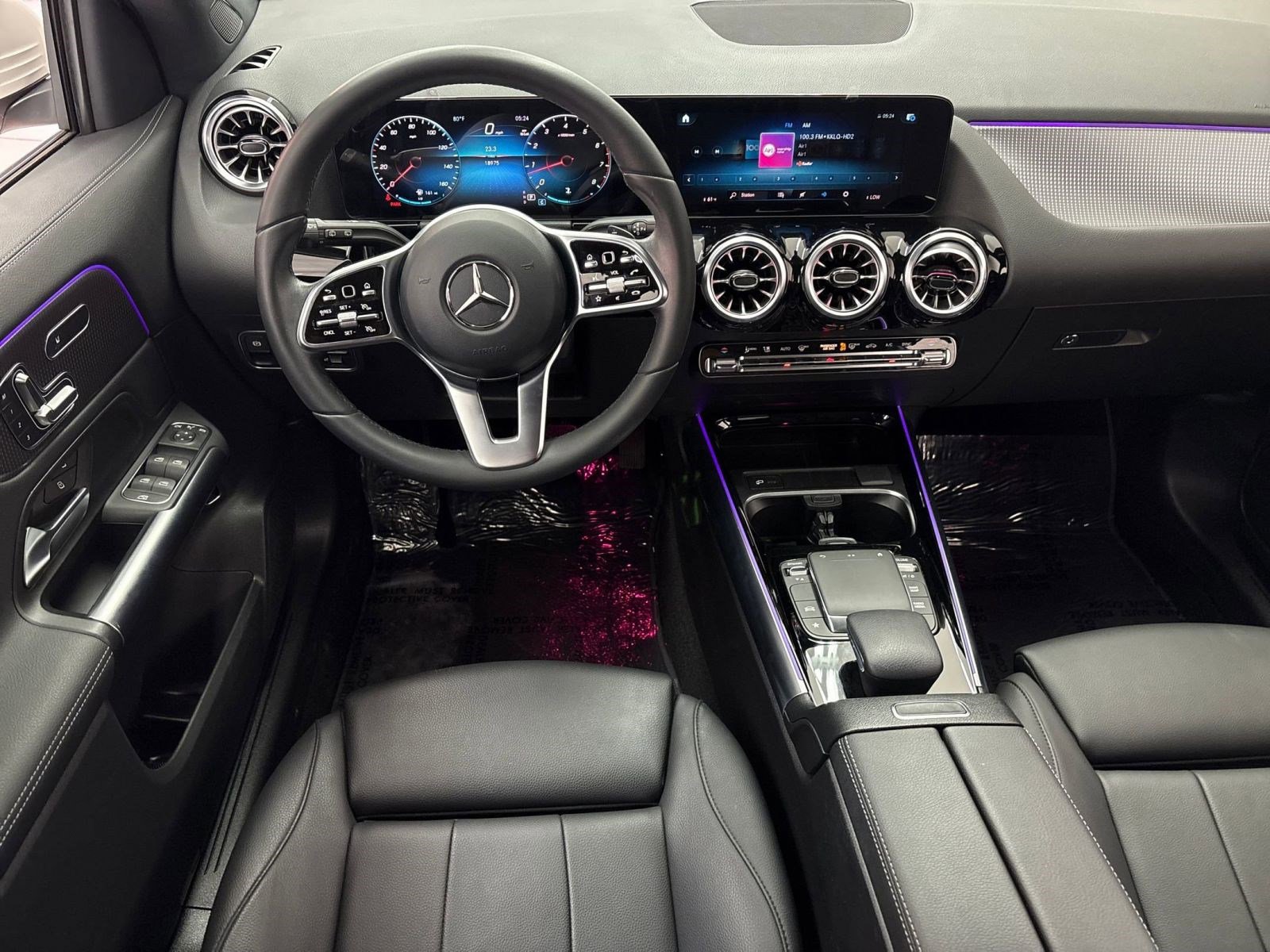 2023 Mercedes Benz GLA 250 photo 3