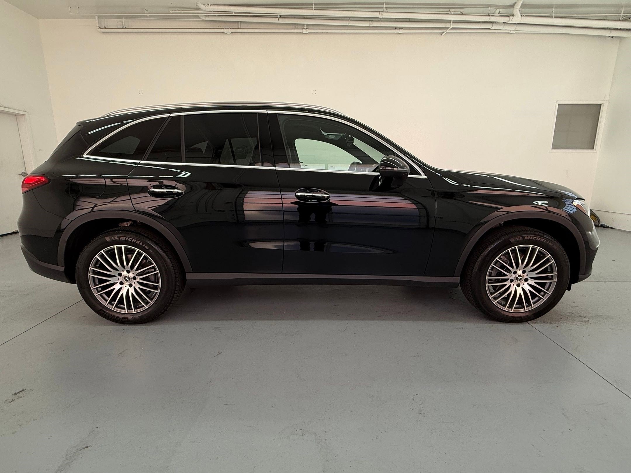 2026 Mercedes-Benz GLC 300 GLC 300 photo 6