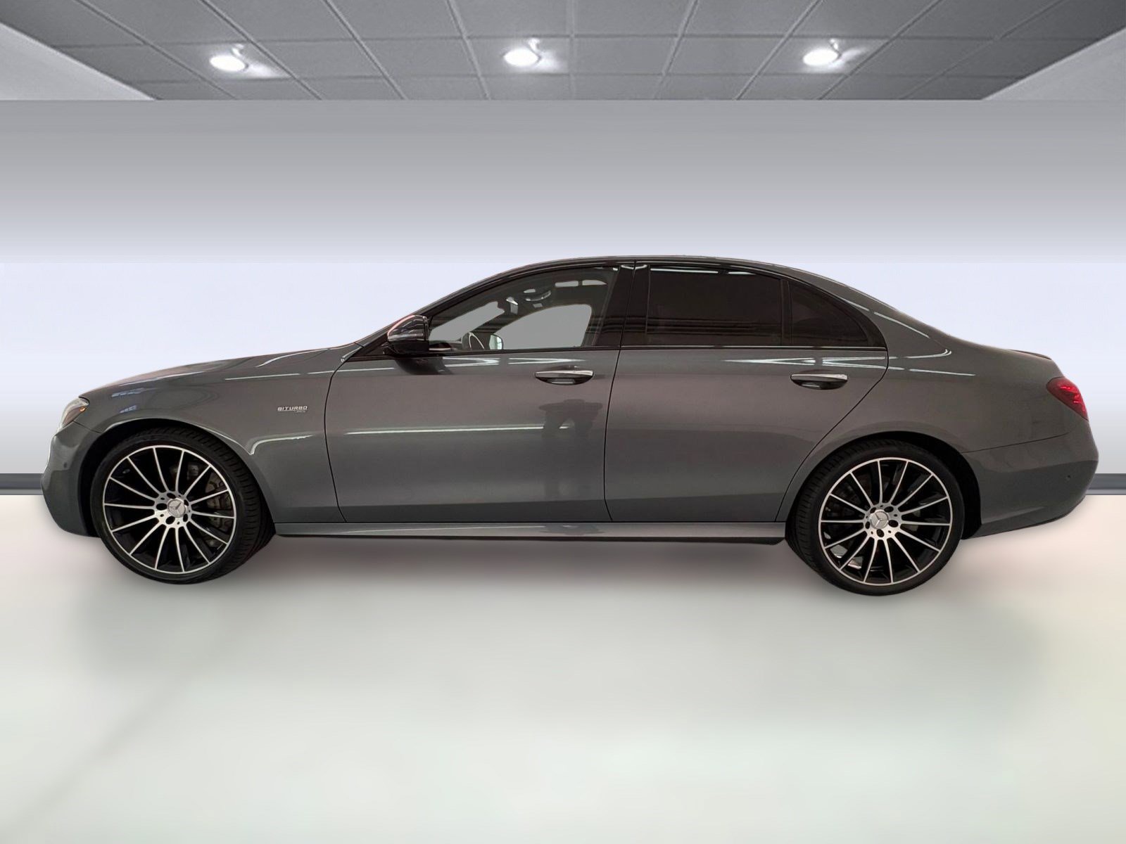 2018 Mercedes Benz E AMG 43 photo 2