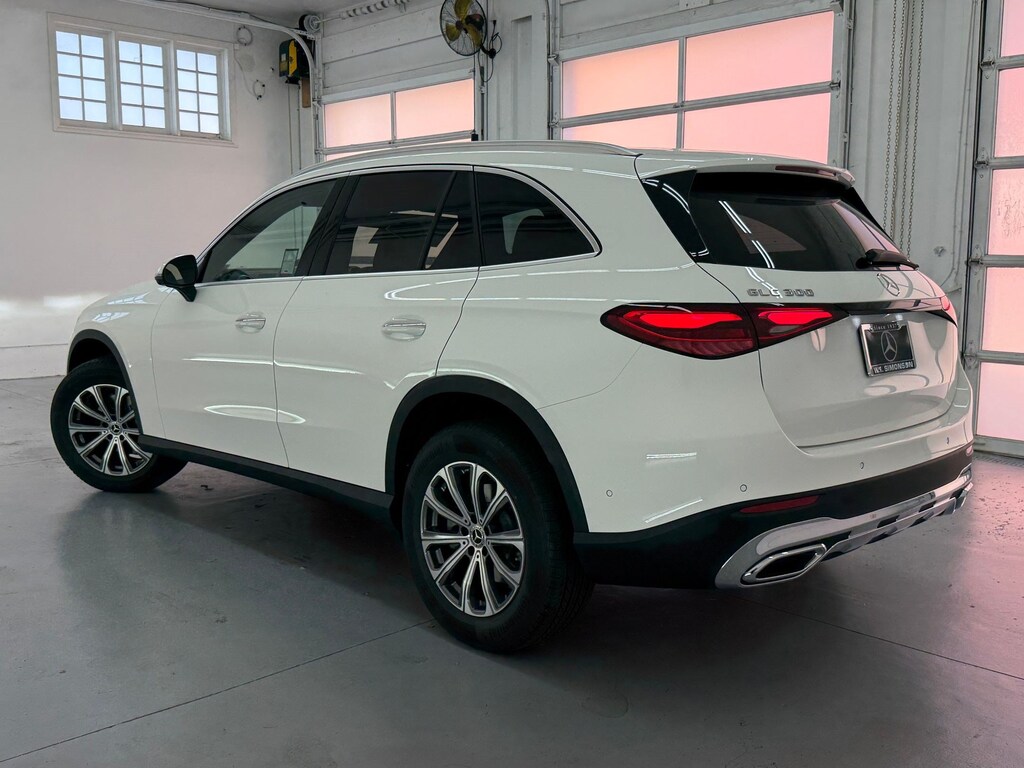 New 2027 Mercedes-Benz GLC 300 SUV